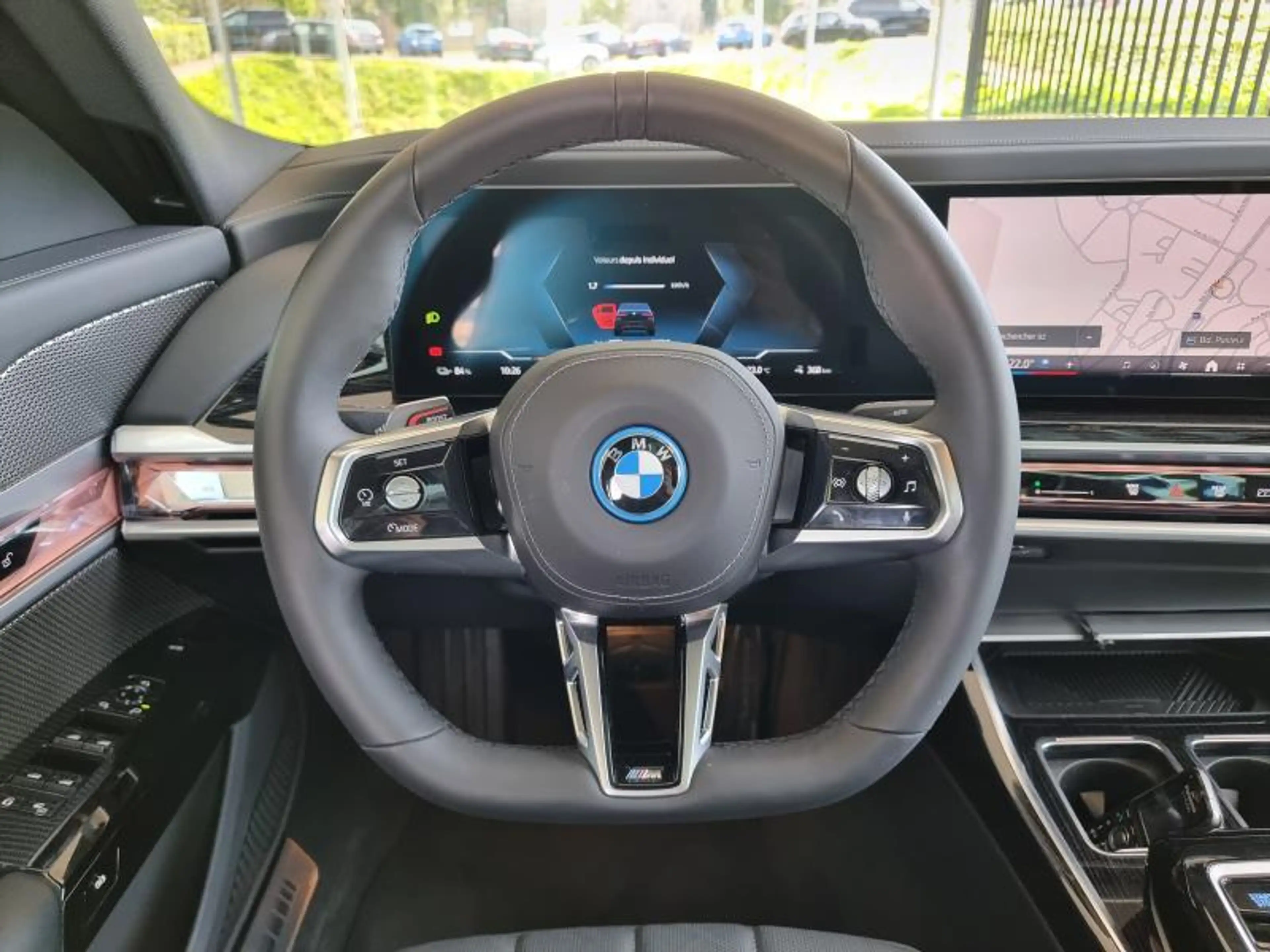 BMW i7 xDrive 60 — photo 10