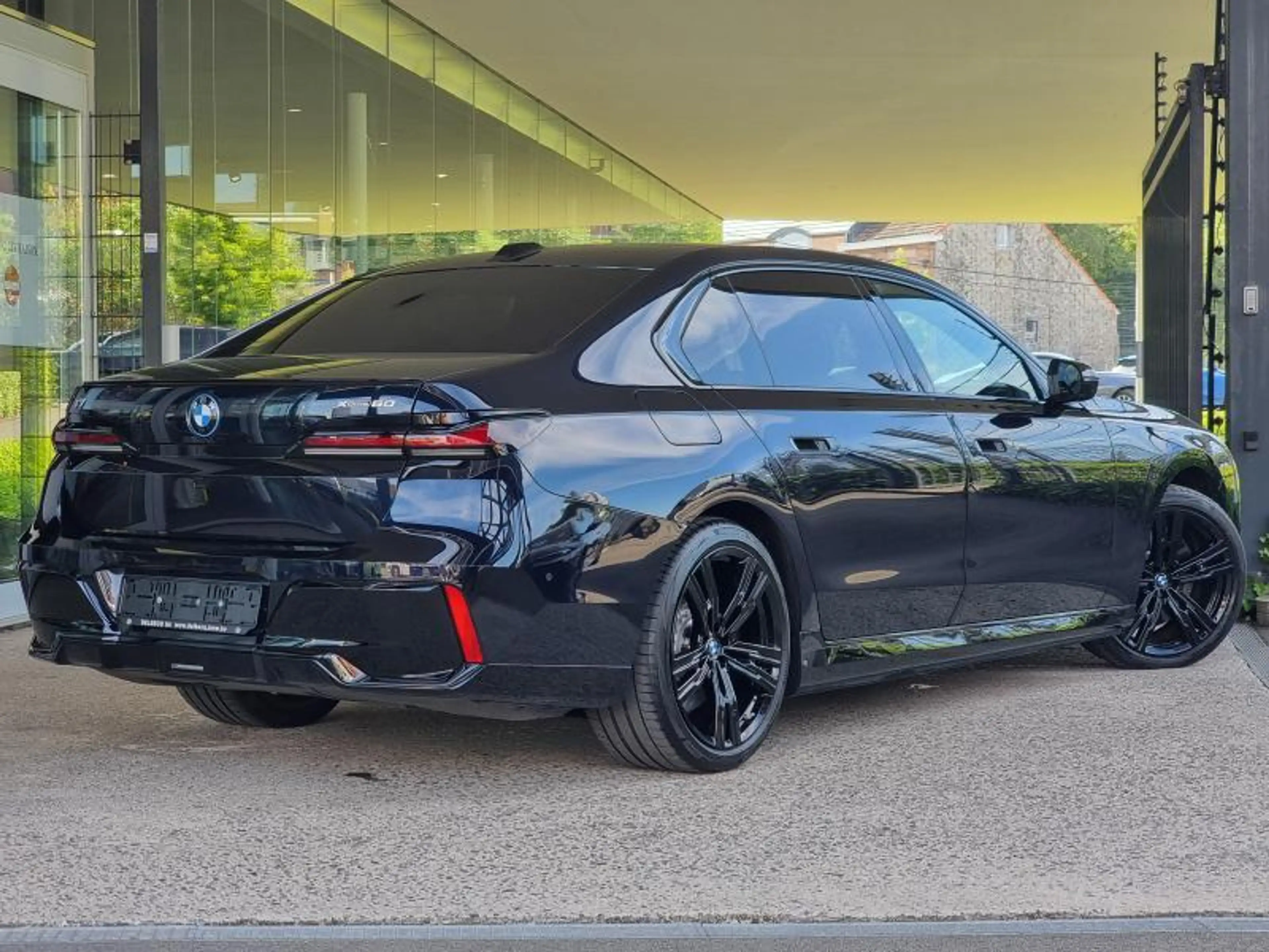 BMW i7 xDrive 60 — photo 5