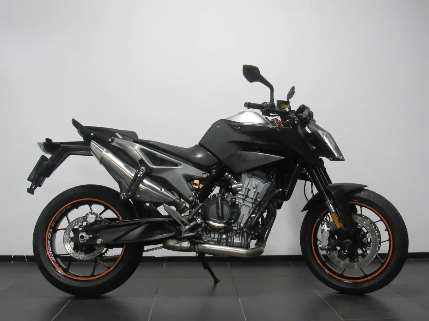 KTM 790 Duke ABS Zwart - 1
