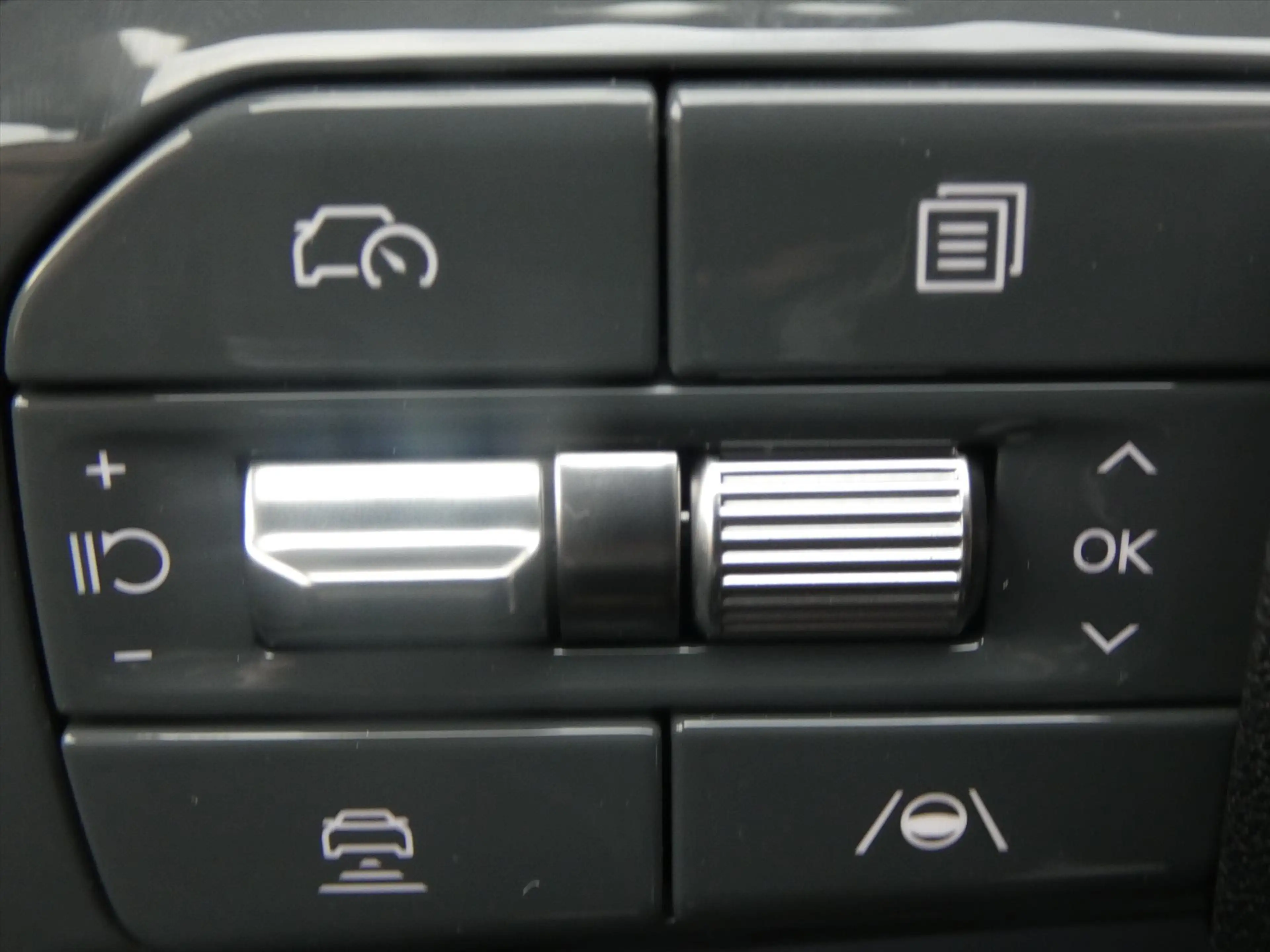 Kia EV9 99,8kWh 384pk AWD Dual Motor Plus Advanced | VERSC — photo 14