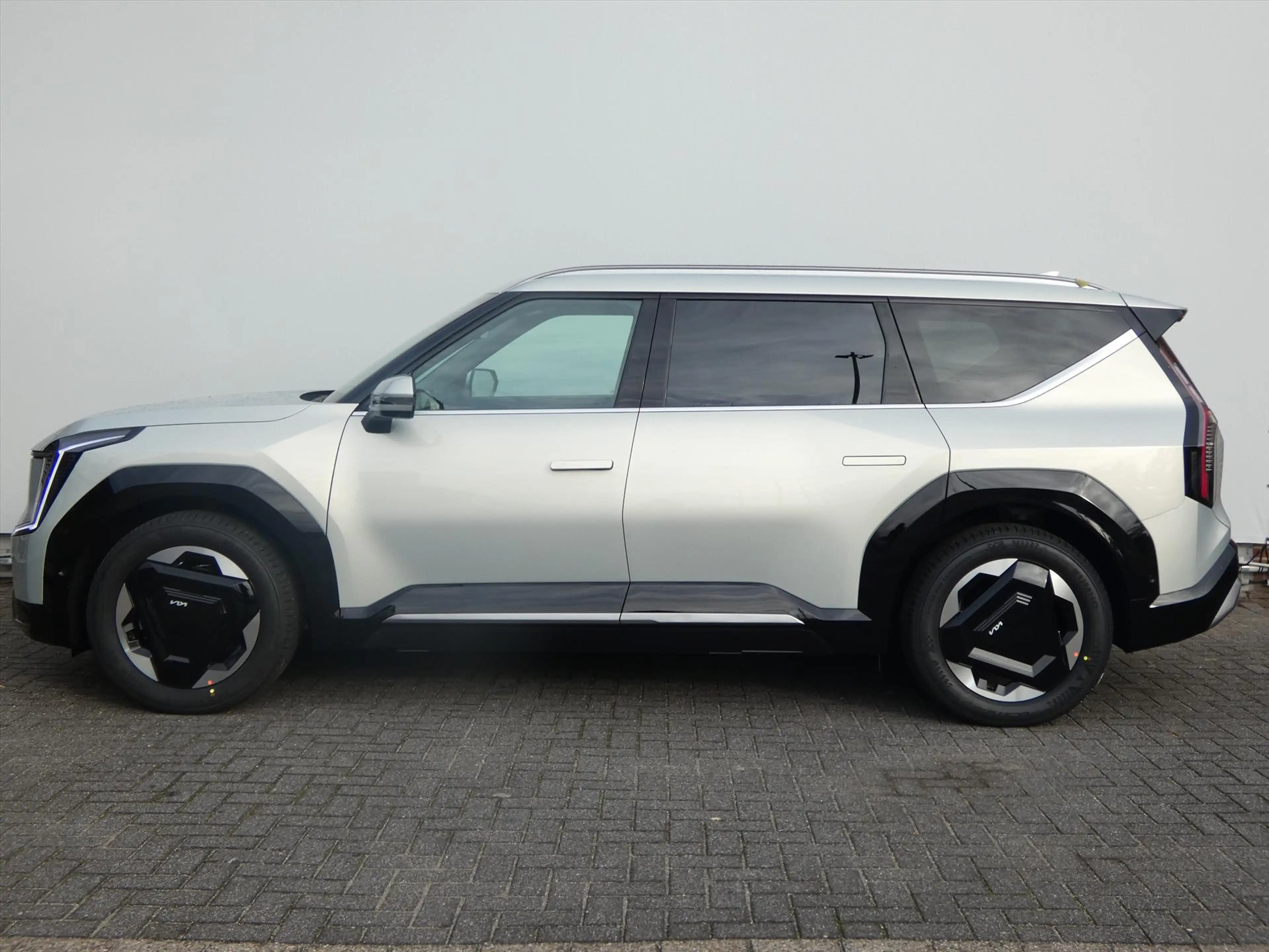 Kia EV9 99,8kWh 384pk AWD Dual Motor Plus Advanced | VERSC — photo 8