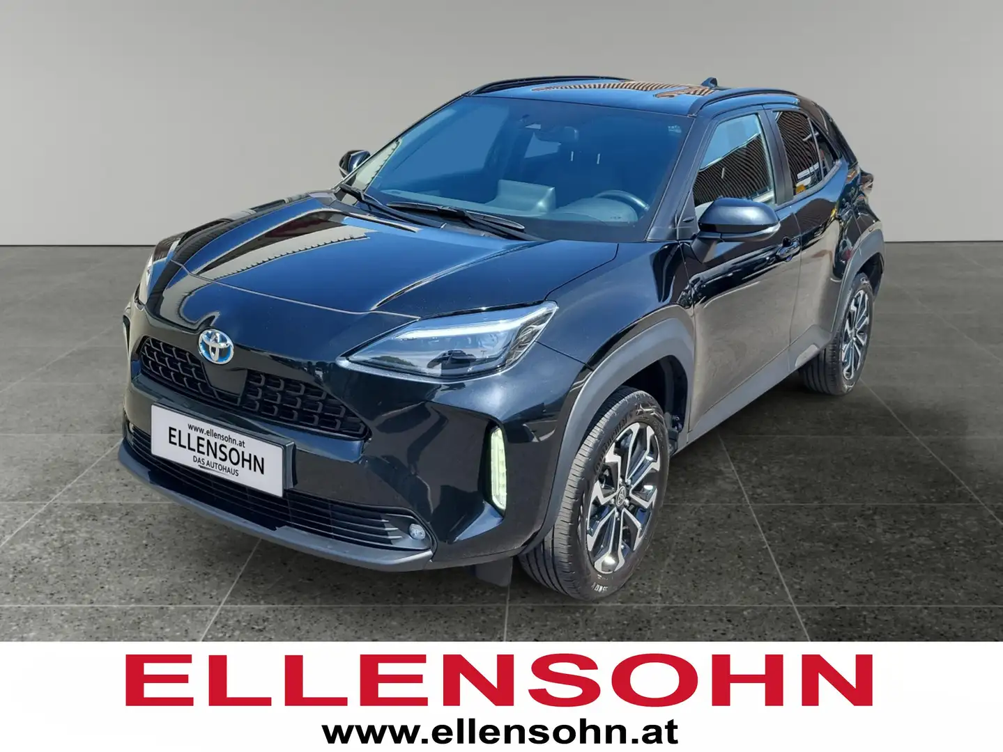 Toyota Yaris Cross 1,5 l Hybrid 4x2, Active Dr Schwarz - 1