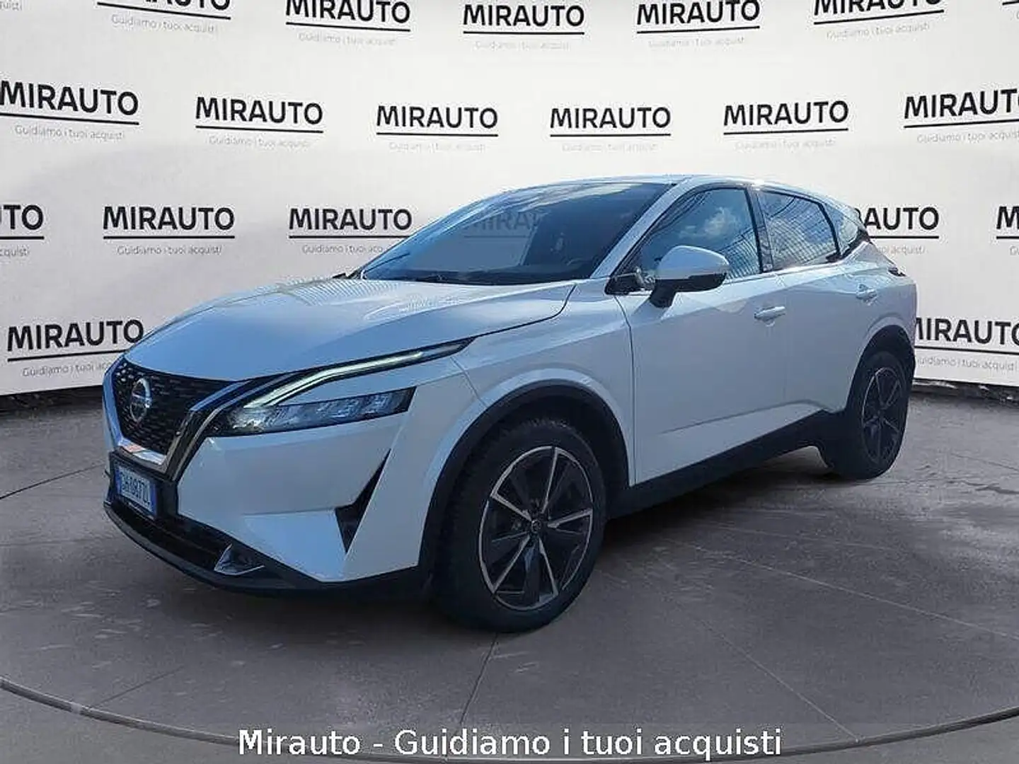 Nissan Qashqai MHEV 140 CV N-Style Blanc - 2