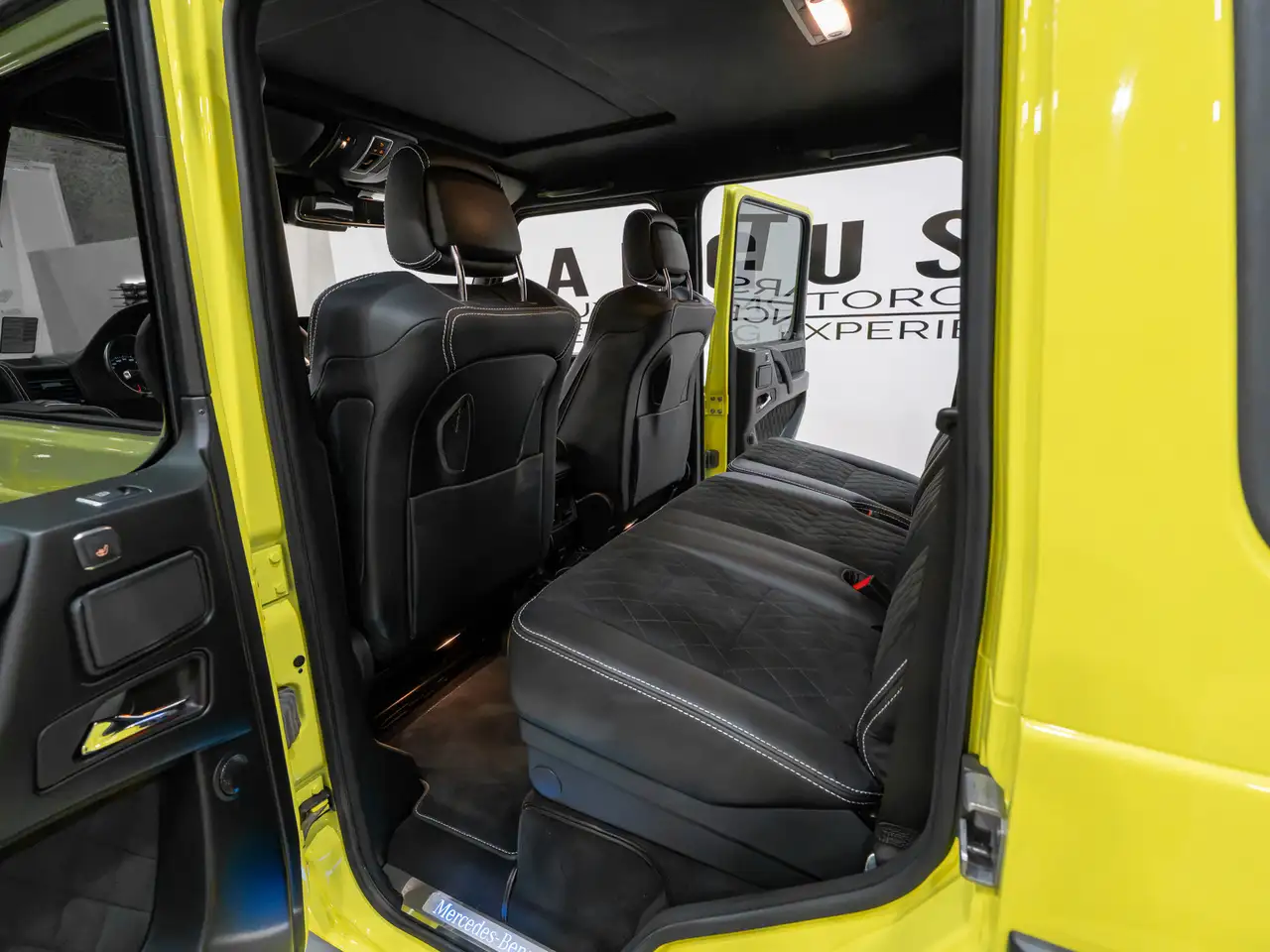 Mercedes-Benz G-Class снимка Mercedes-Benz G-Class