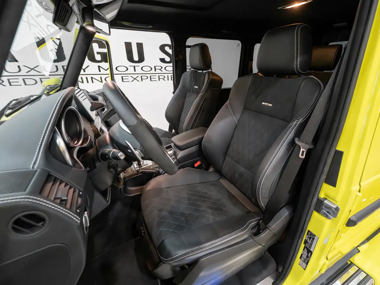 Mercedes-Benz G-Class снимка Mercedes-Benz G-Class
