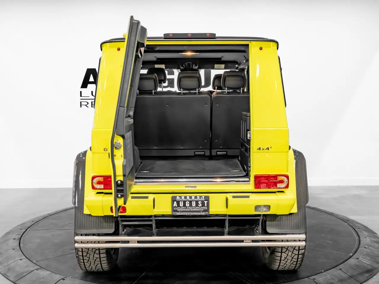 Mercedes-Benz G-Class снимка Mercedes-Benz G-Class