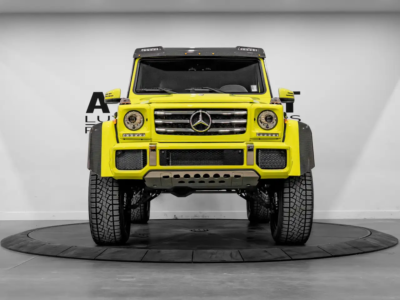 Mercedes-Benz G-Class снимка Mercedes-Benz G-Class