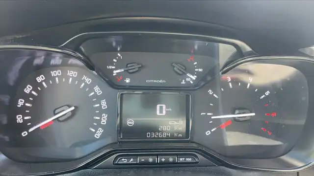 Citroen C3 view 12