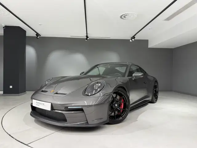 Porsche 992 GT3 Touring Package