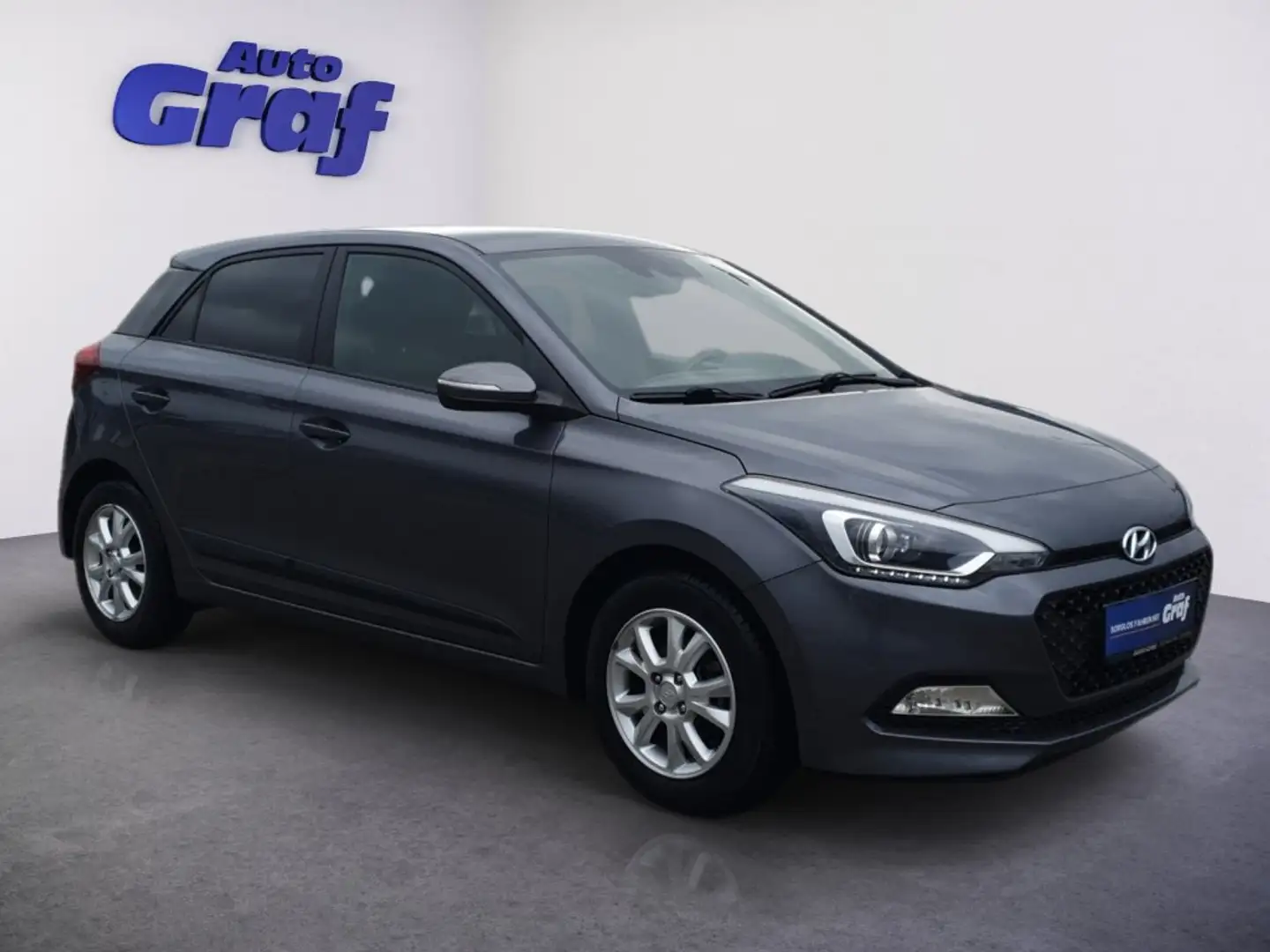 Hyundai i20 1,25 Go Gris - 2