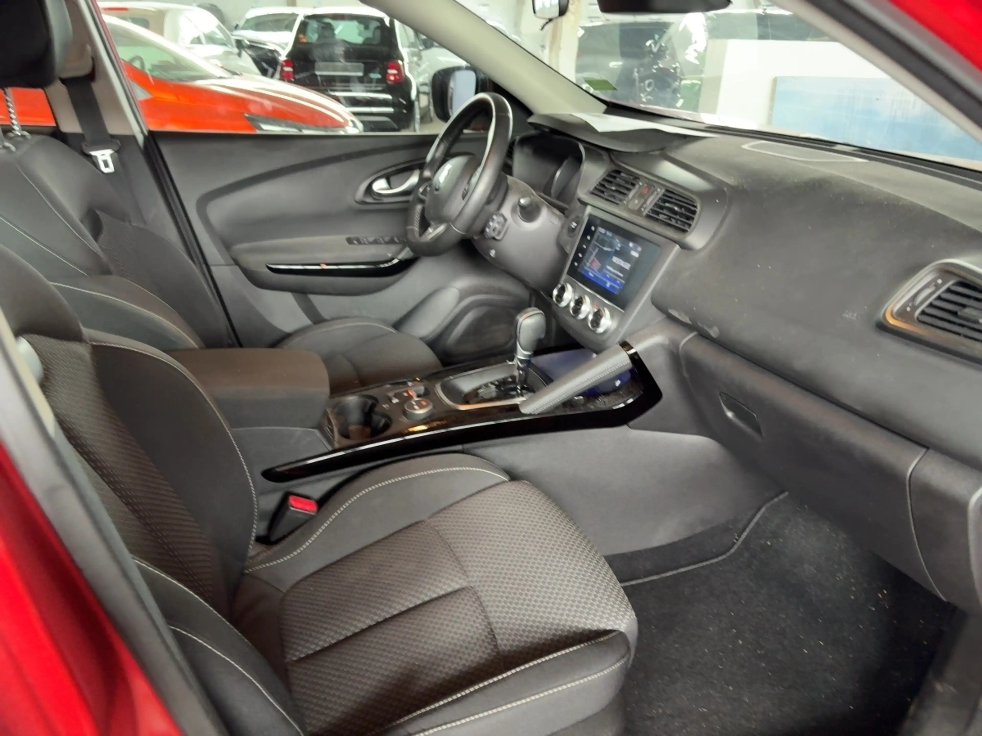 Renault Kadjar Kadjar ZEN TCe 140 Klima PDC Automatik — photo 10