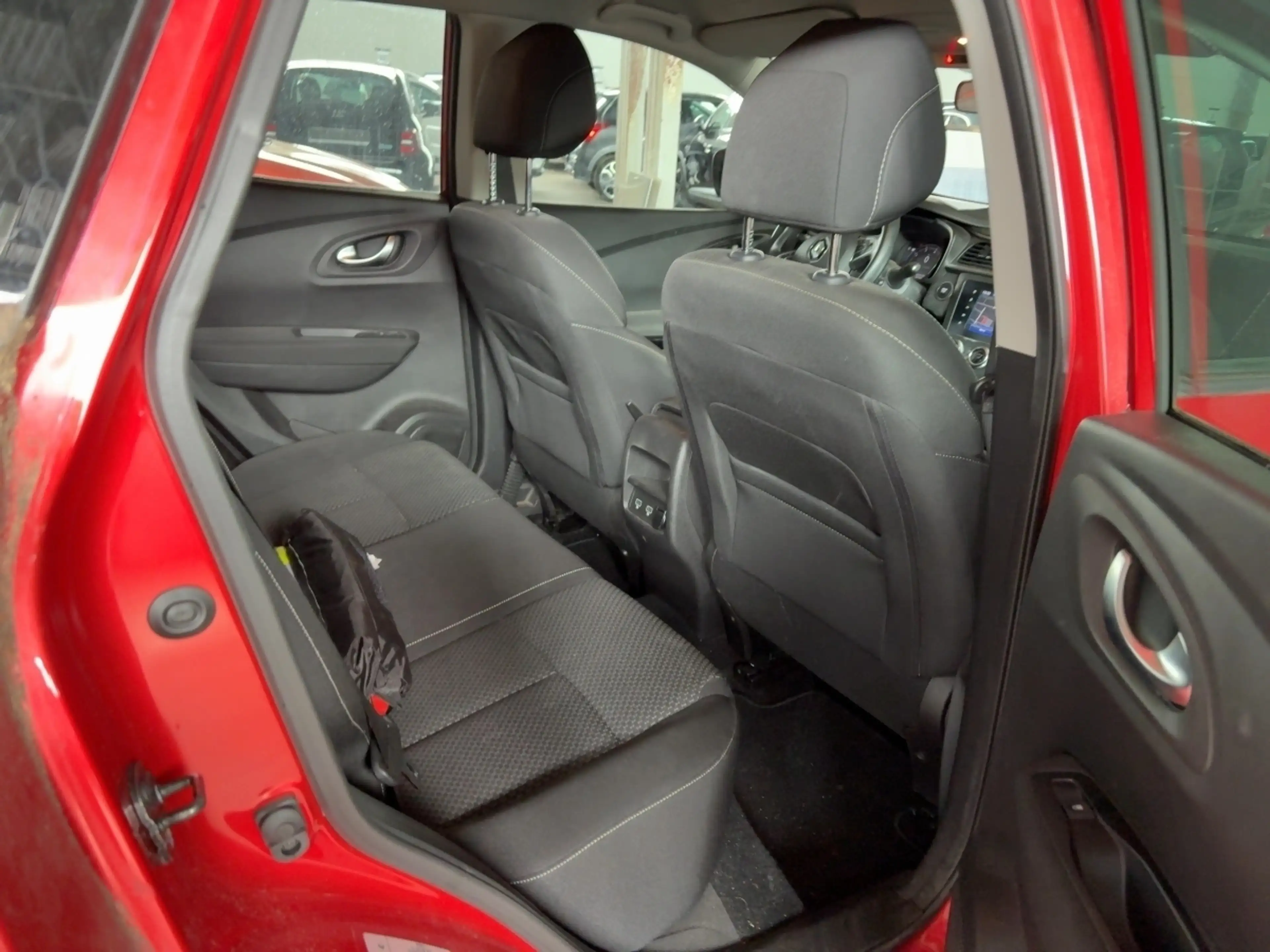 Renault Kadjar Kadjar ZEN TCe 140 Klima PDC Automatik — photo 9