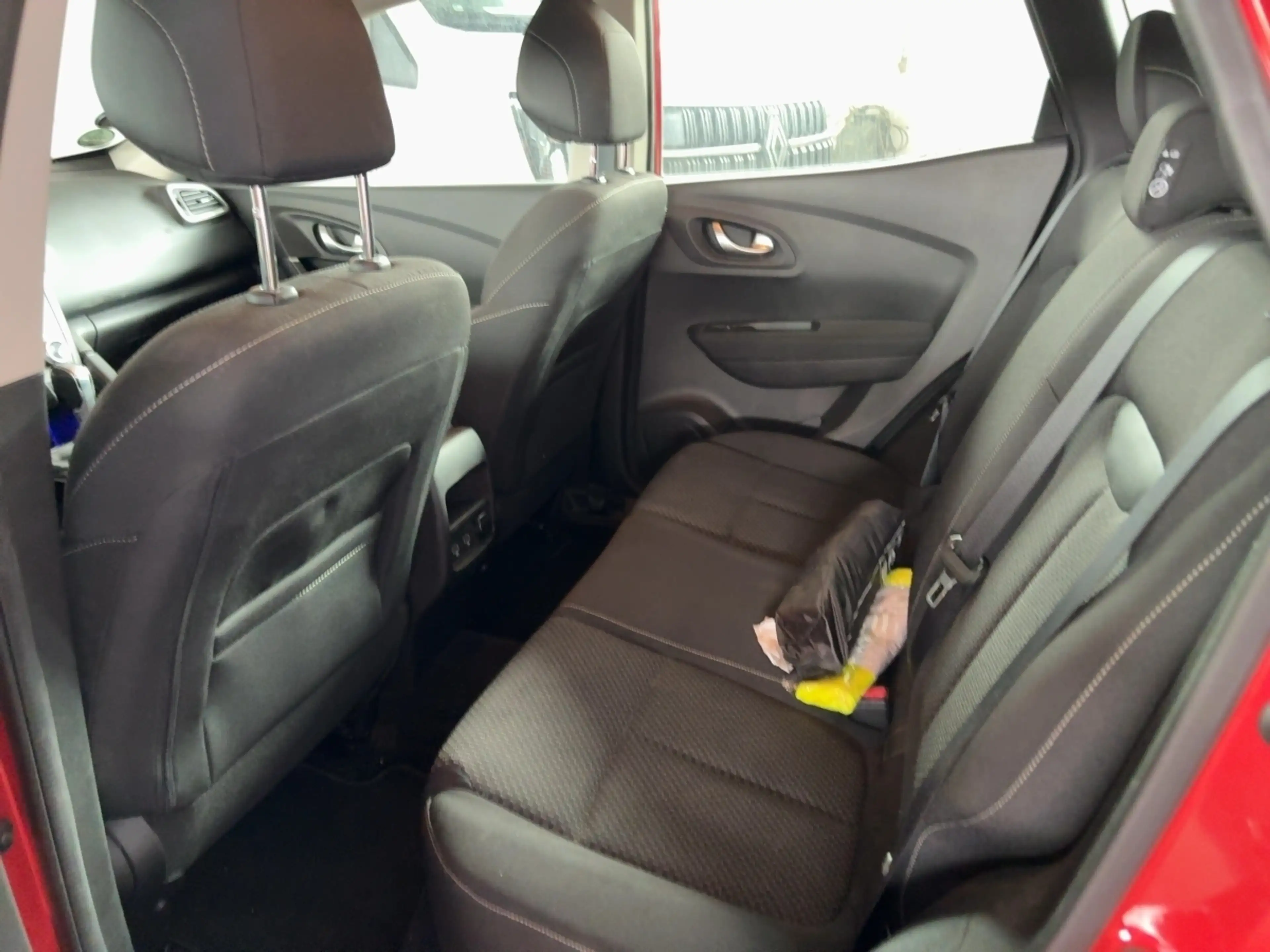 Renault Kadjar Kadjar ZEN TCe 140 Klima PDC Automatik — photo 8