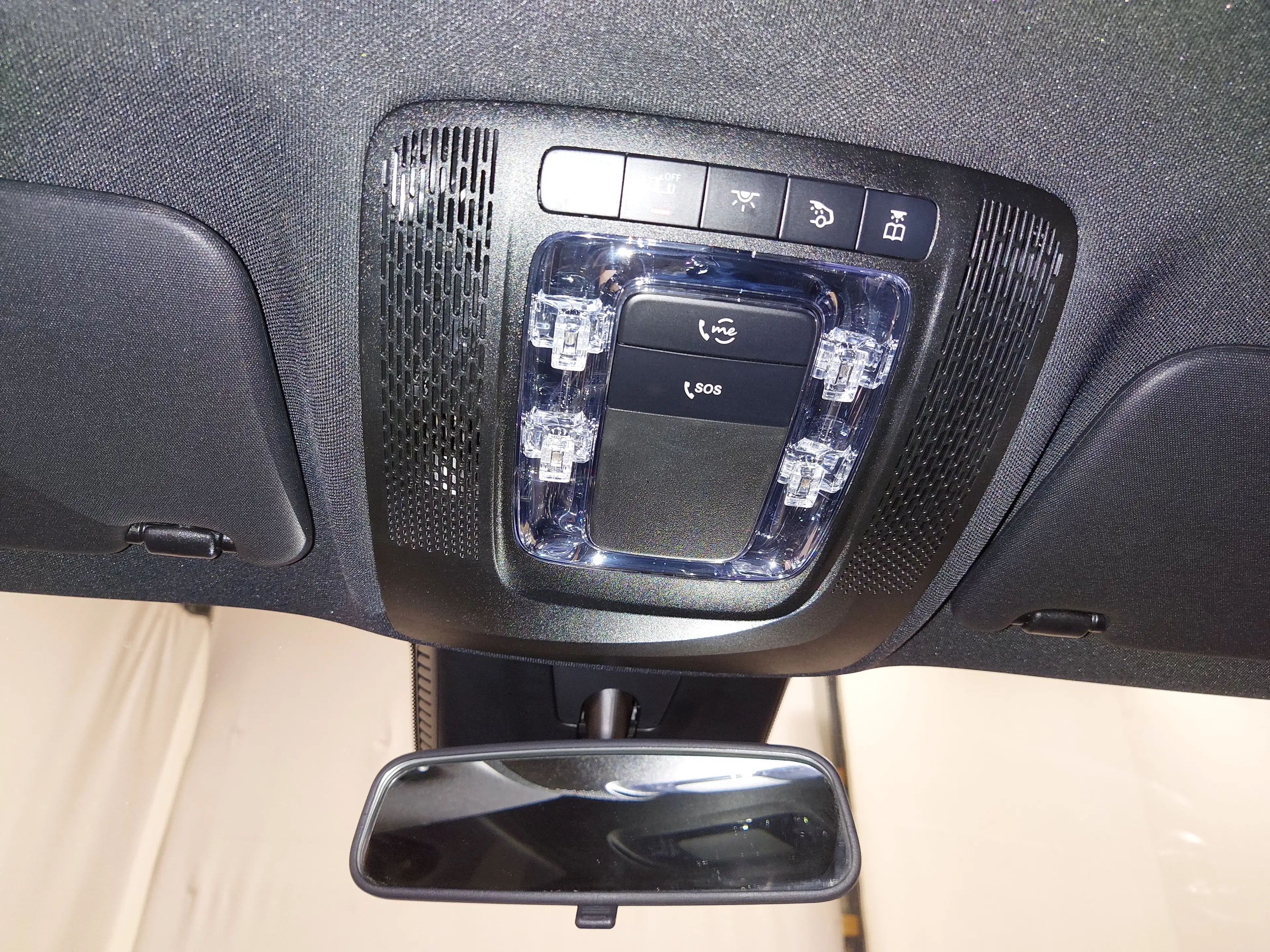 Mercedes-Benz GLA 220 220 d 4M AMG-Line Night Navi LED AHK Sound — photo 13