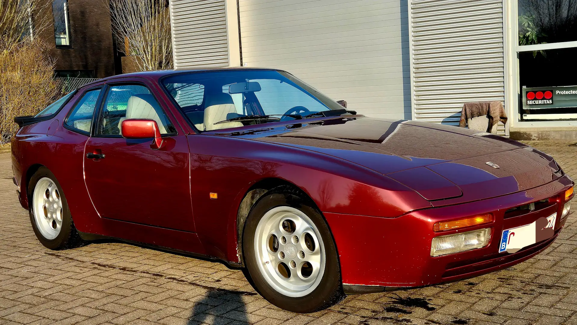 Porsche 944 Turbo Marrón - 1