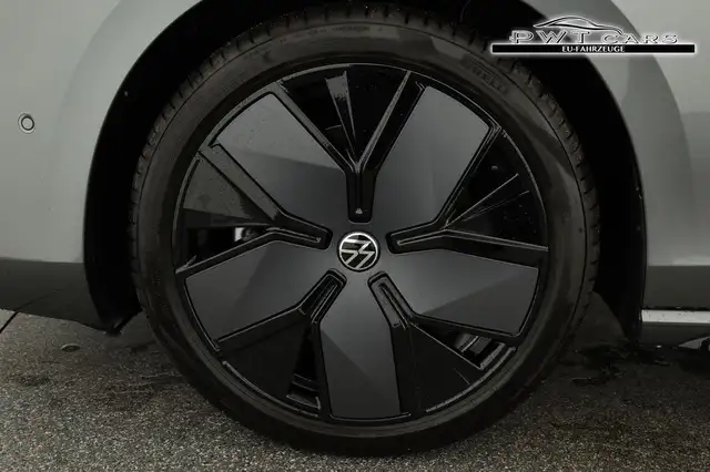 Volkswagen Passat Variant 2.0 TDI 142 kW 4Motion R-Line DSG 4M Black, AHK... Ansicht 15