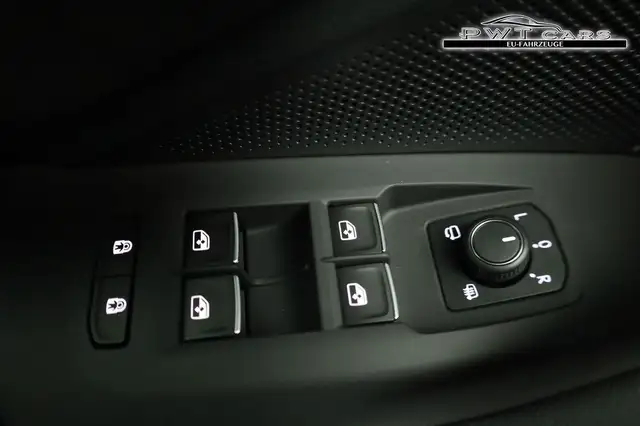 Volkswagen Passat Variant 2.0 TDI 142 kW 4Motion R-Line DSG 4M Black, AHK... Ansicht 7