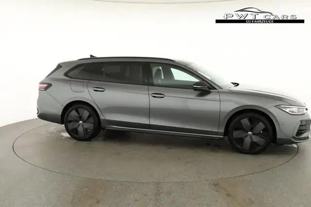 Volkswagen Passat Variant 2.0 TDI 142 kW 4Motion R-Line DSG 4M Black, AHK... Ansicht 23