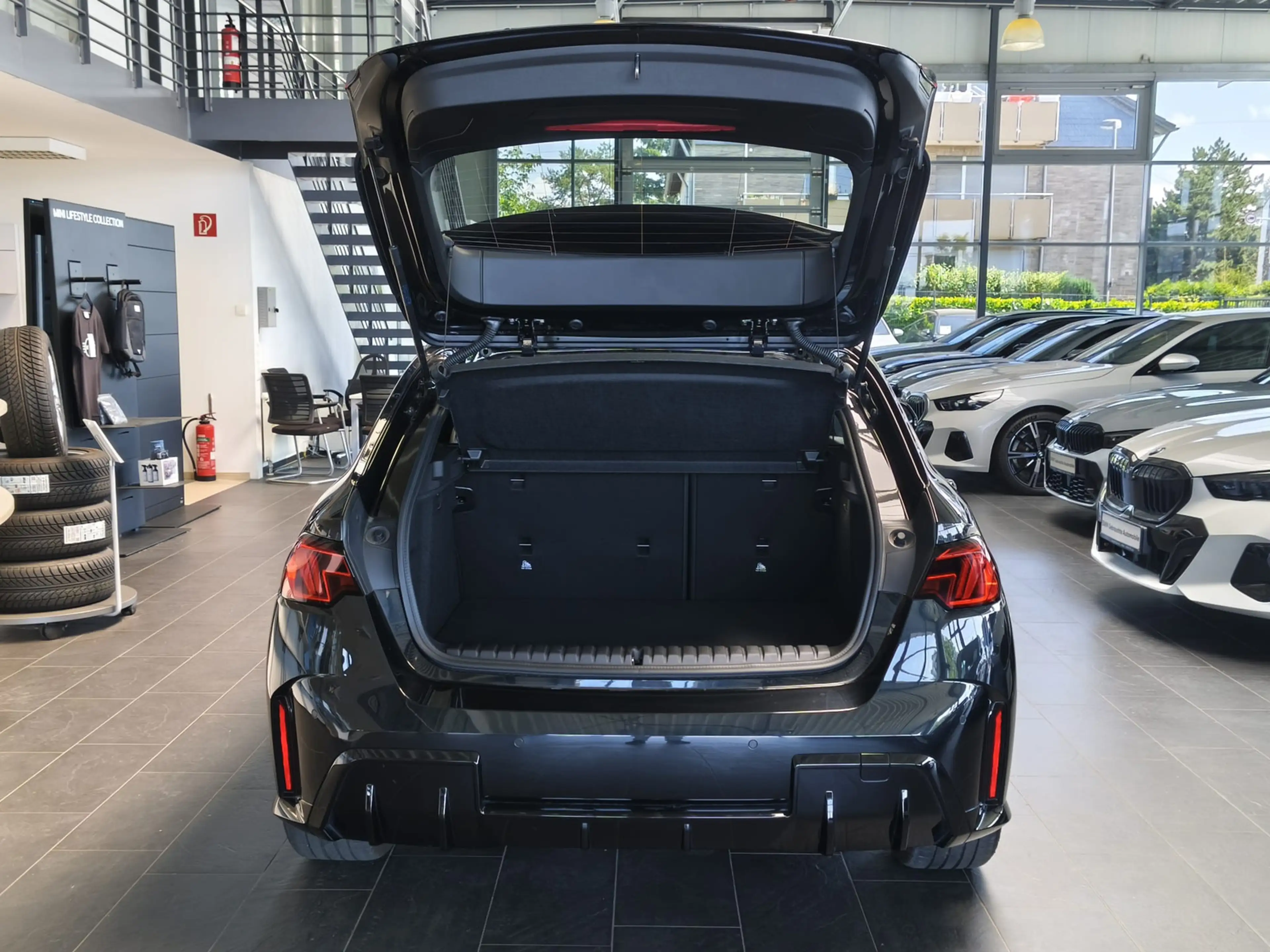BMW 120 i M Sport PANO/Dr.As+/19"/ACC/RFK — photo 6
