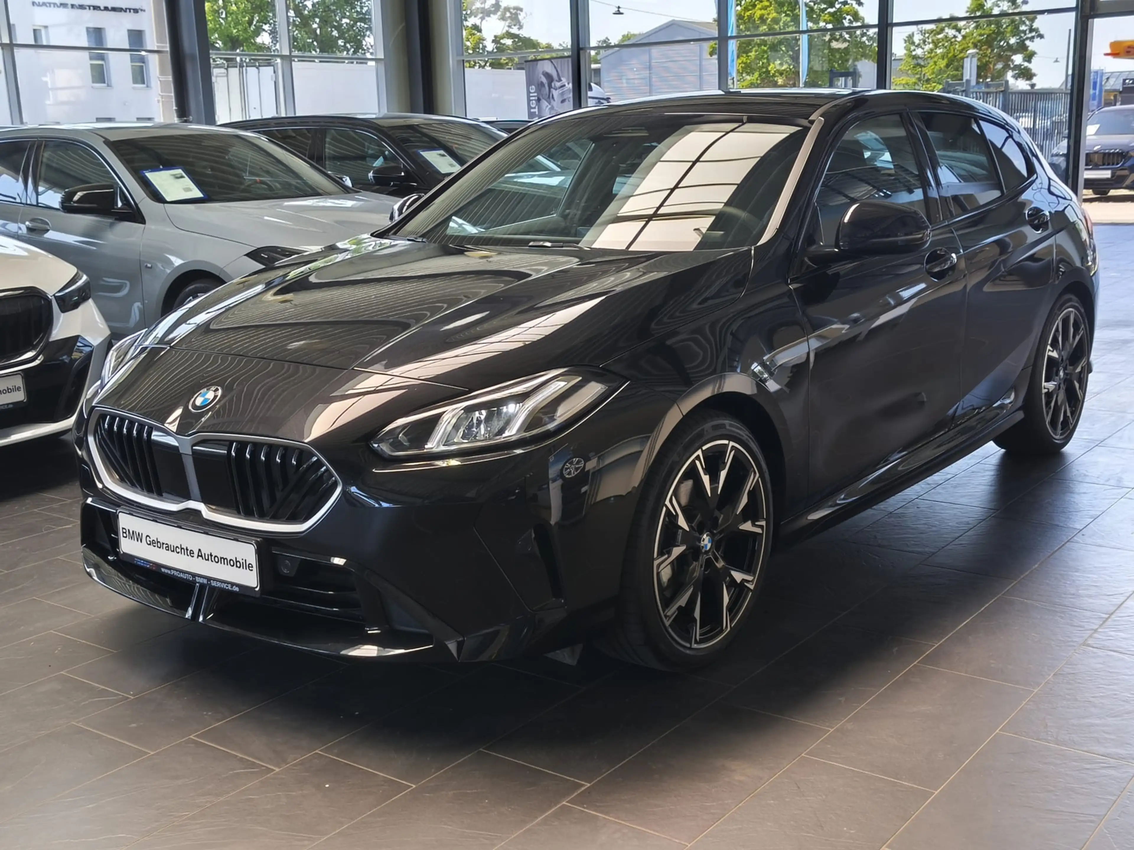BMW 120 i M Sport PANO/Dr.As+/19"/ACC/RFK — photo 3
