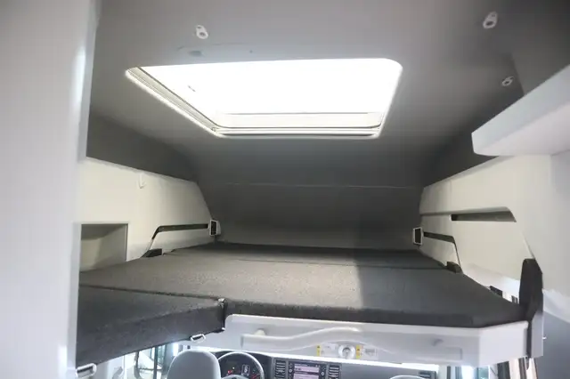 Volkswagen Grand California VW Crafter Grand T6 California 600 TDI 3,5to Ansicht 12