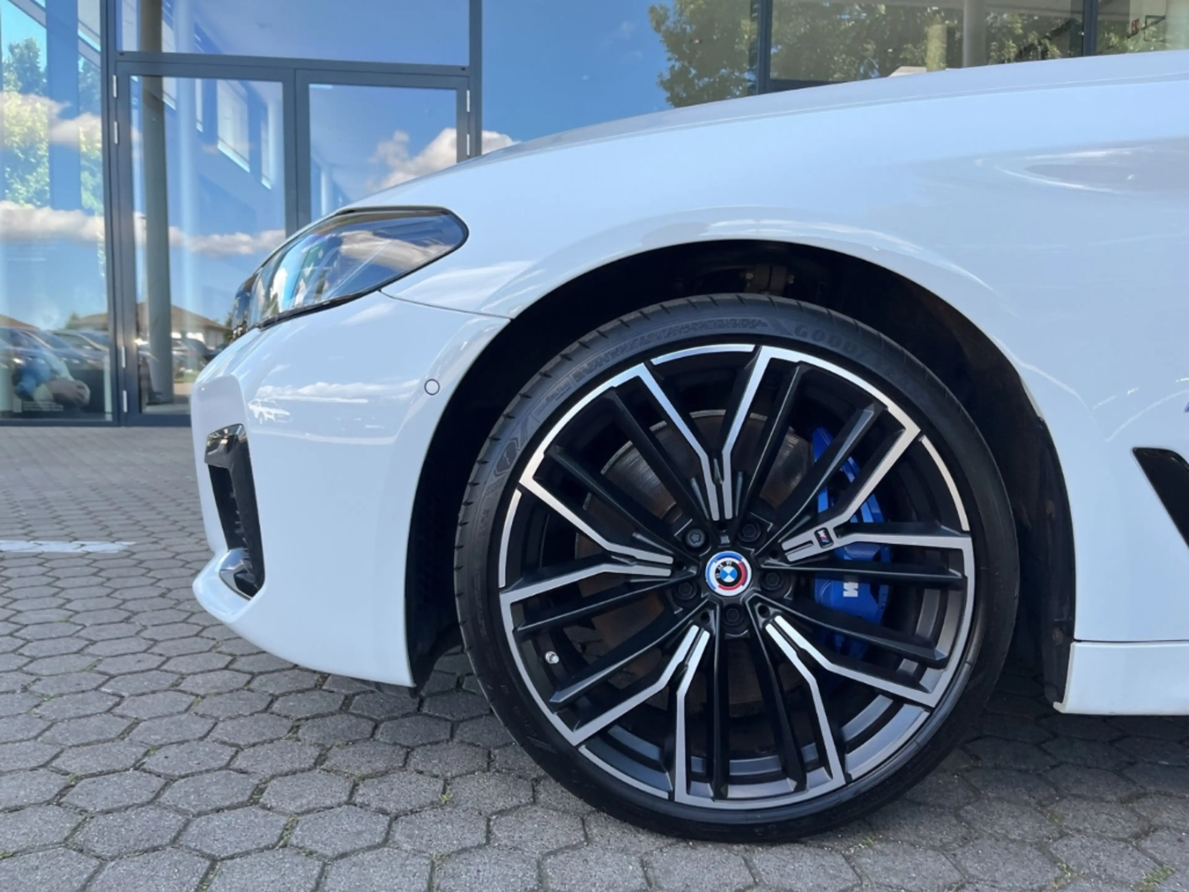 BMW 540 i M Sport Pro xDrive touring/Navigation/LED — photo 7