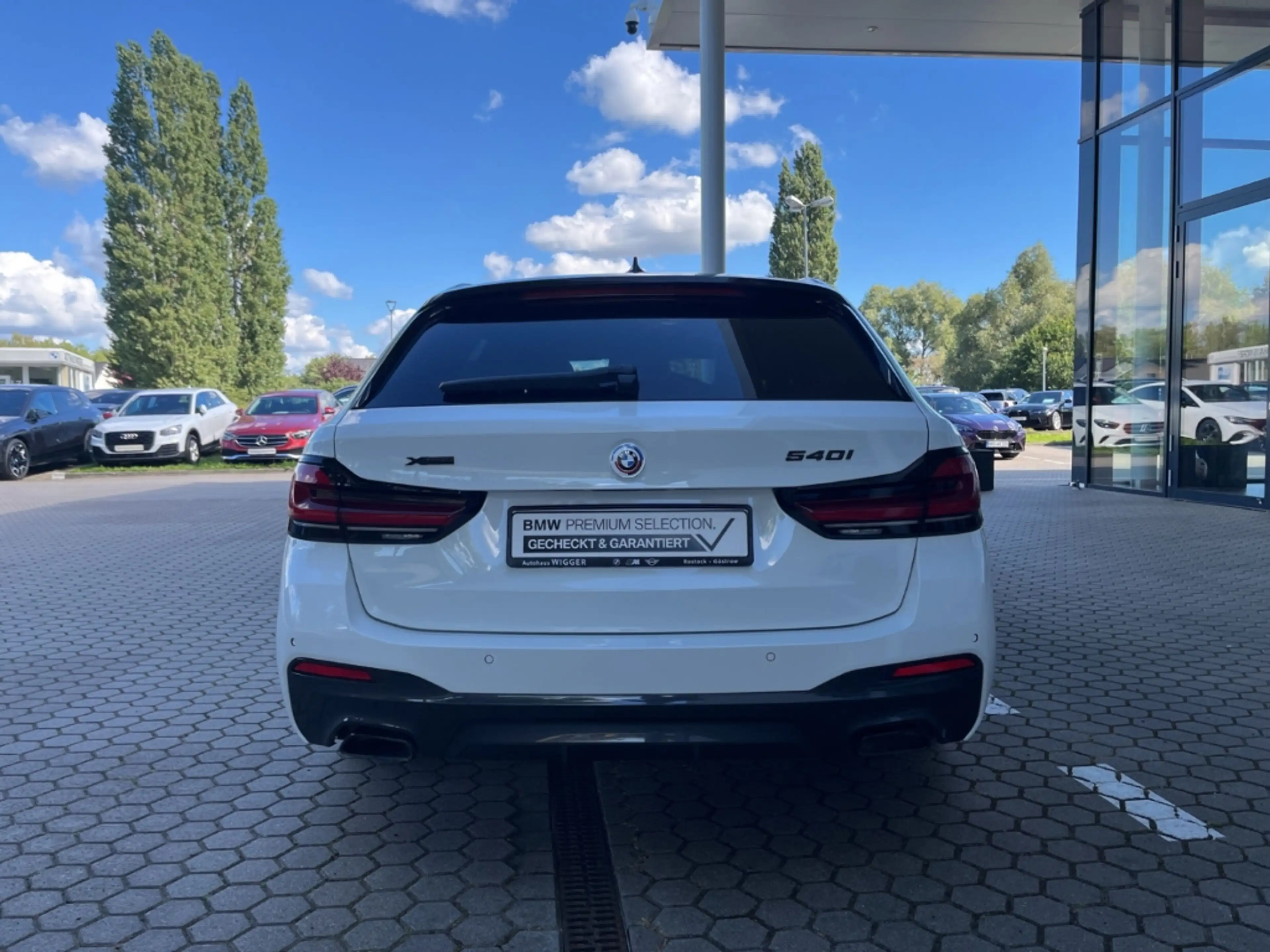 BMW 540 i M Sport Pro xDrive touring/Navigation/LED — photo 14