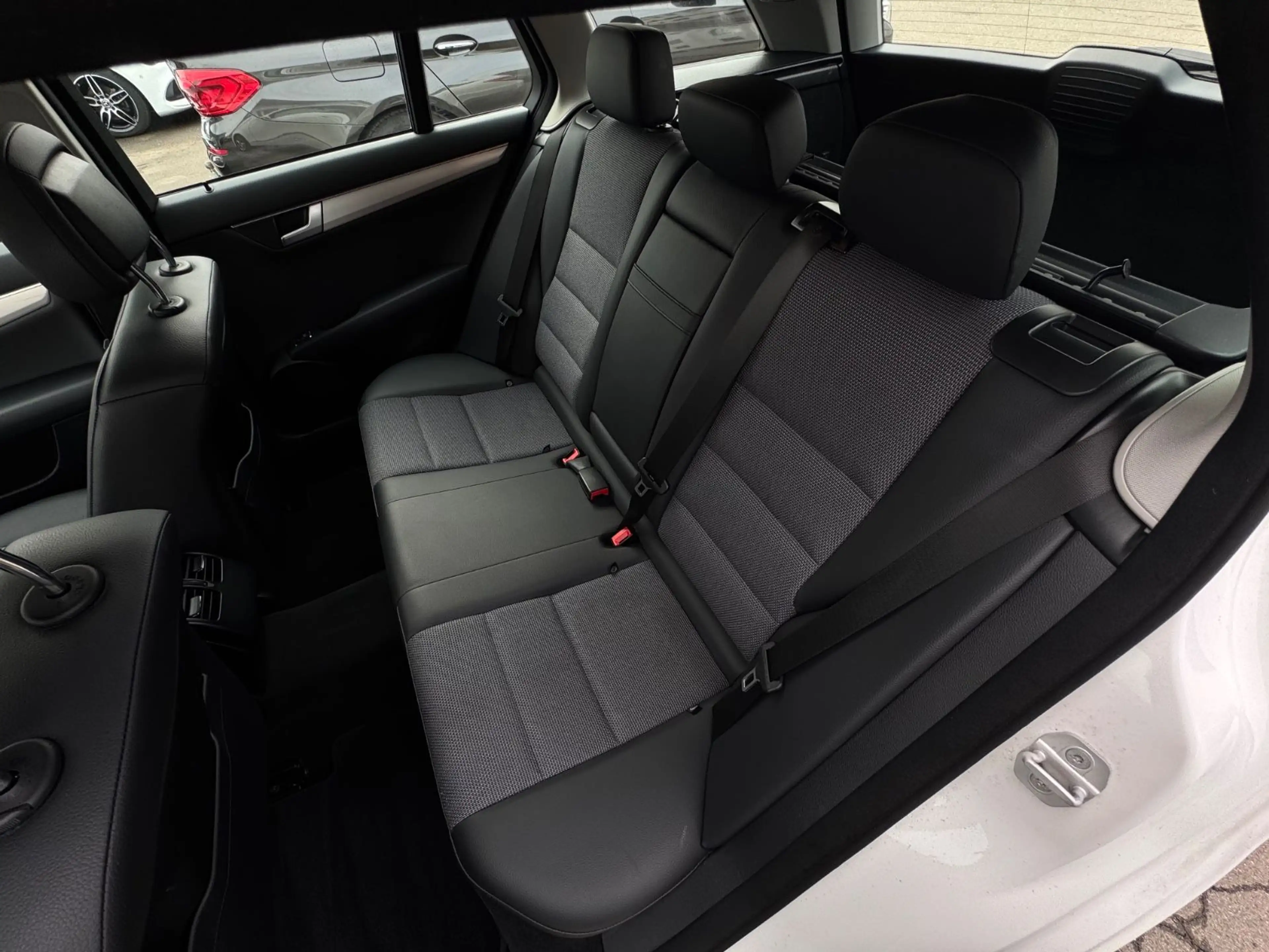 Mercedes-Benz C 220 CDI*Avantgarde*AUTOMATIK* — photo 12