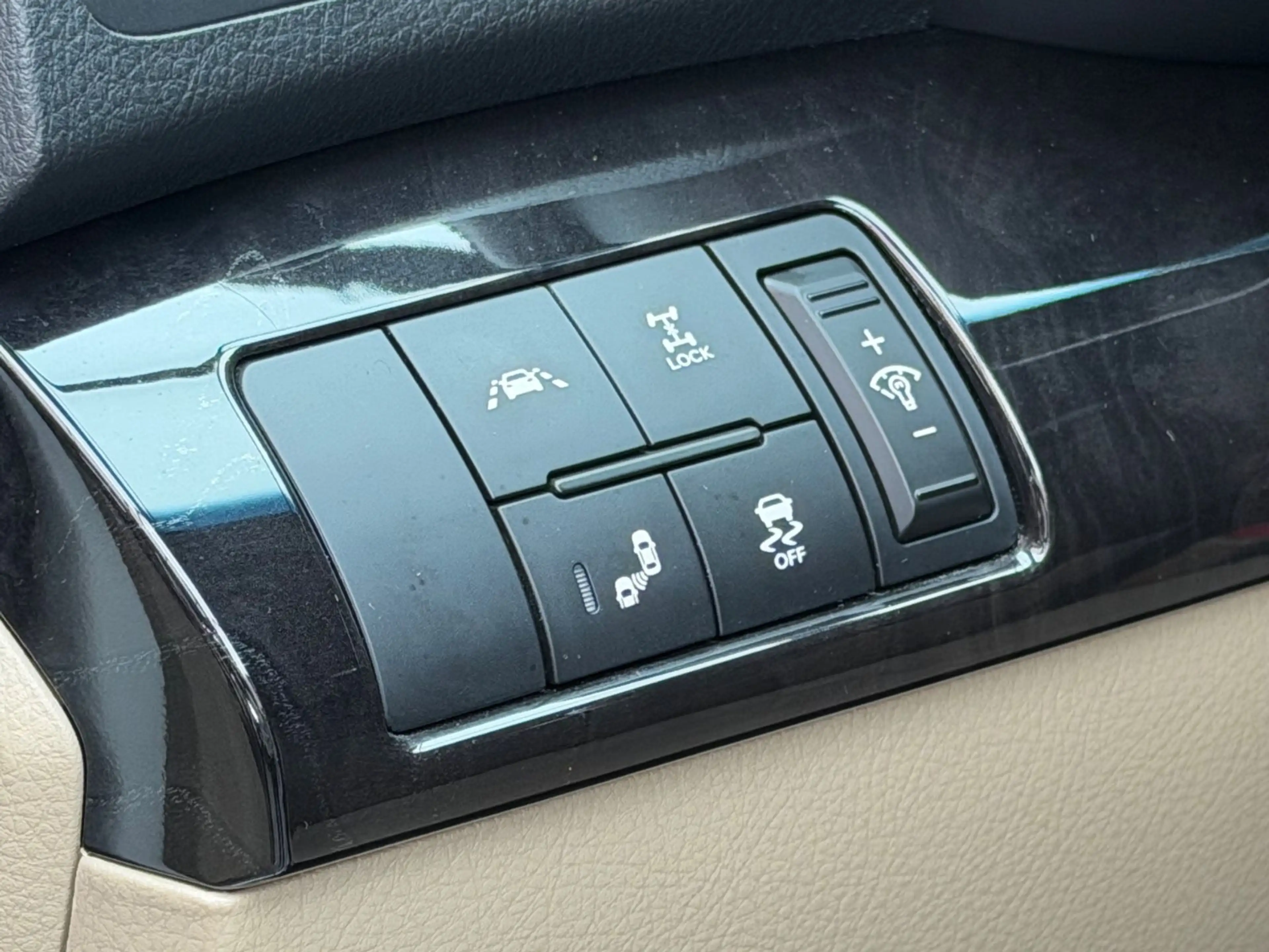 Kia Sorento Platinum Edition 4WD/Leder/PDC/4xSHZ/CAM — photo 14