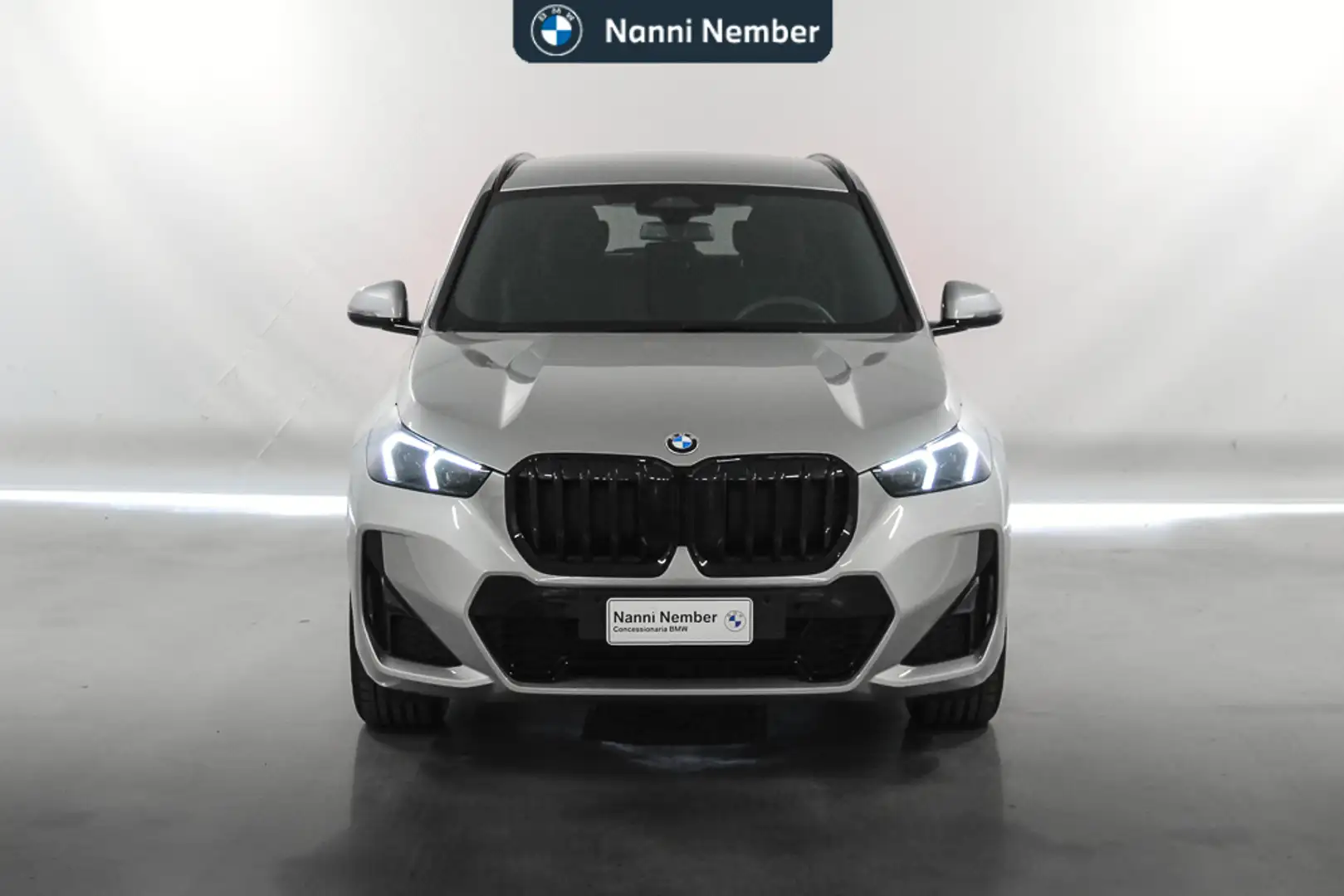 BMW X1 xDrive 23d MSport Pro Zilver - 2