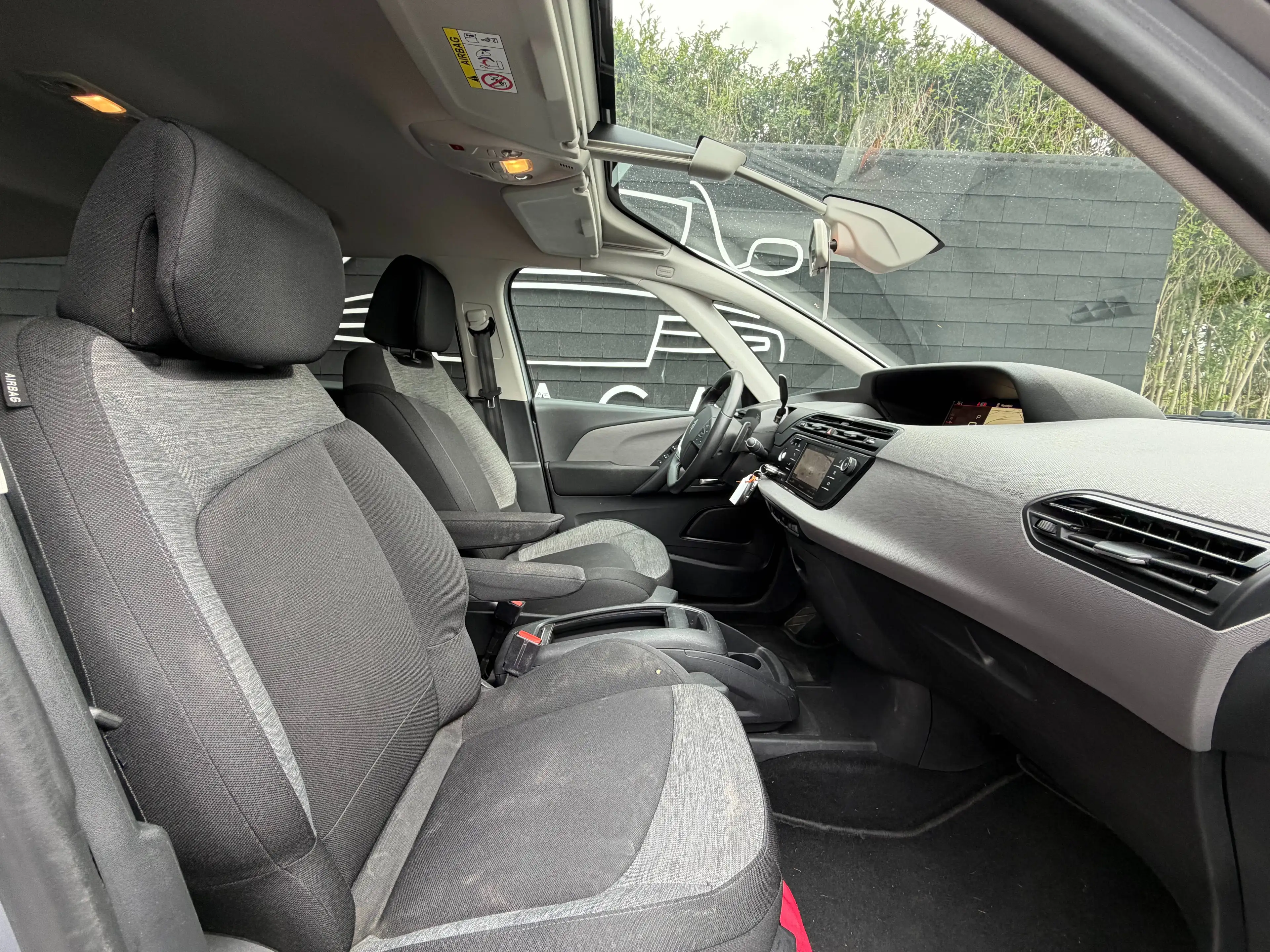 Citroen Grand C4 SpaceTourer 1.2i BOITE AUTO+NAVI+7 PLACES — photo 7