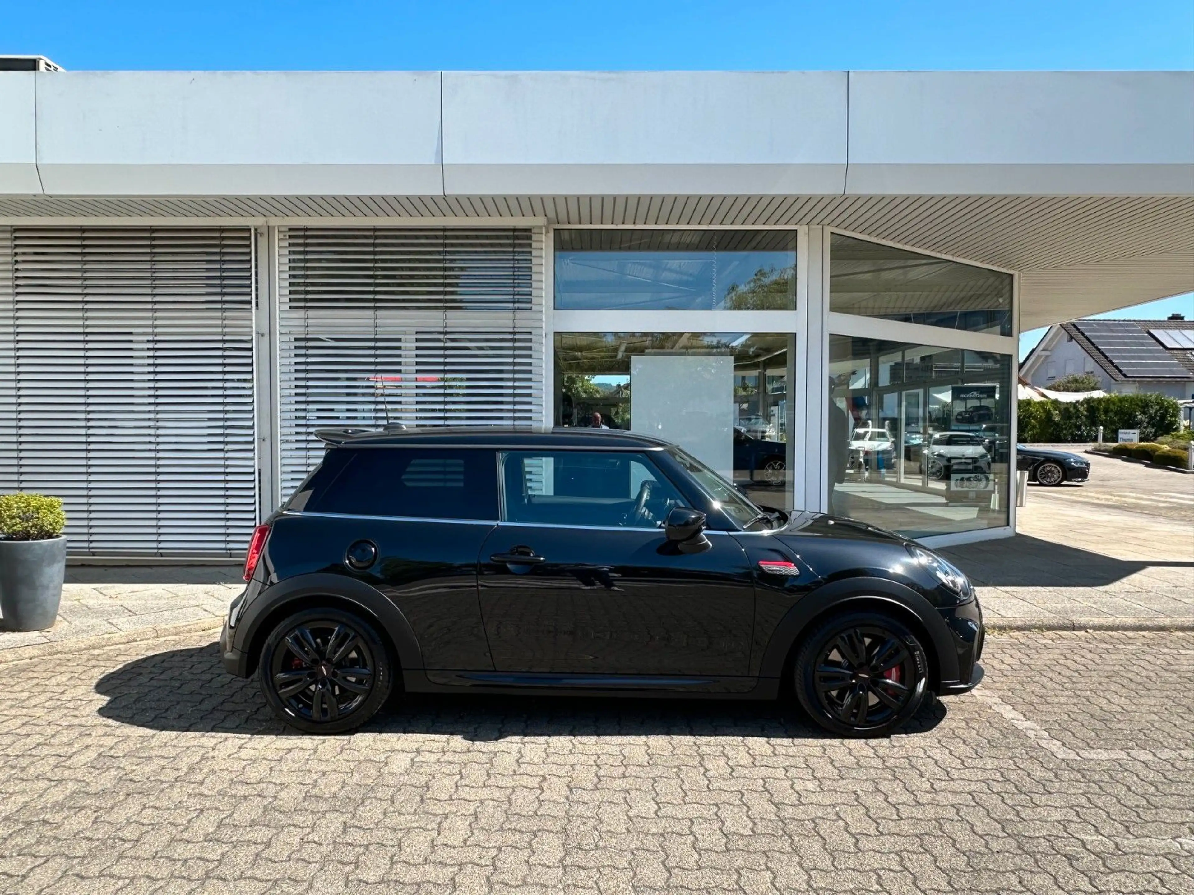 MINI John Cooper Works Next 100 Years Package — photo 2