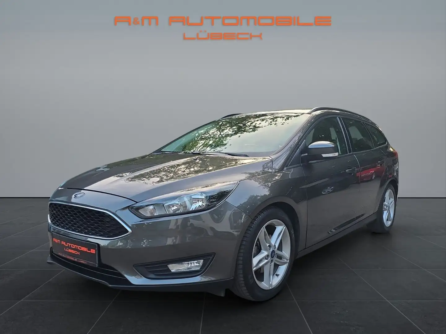 Ford Focus Turnier Trend,Zahnriemen Service  TÜV NEU Grijs - 1