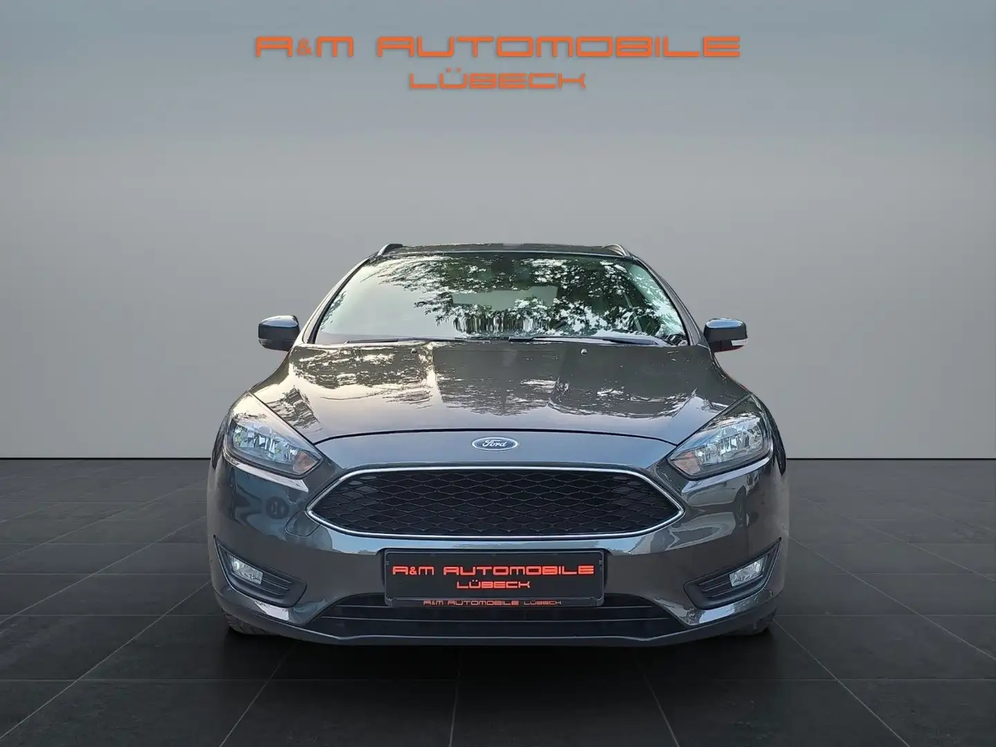 Ford Focus Turnier Trend,Zahnriemen Service  TÜV NEU Grijs - 2