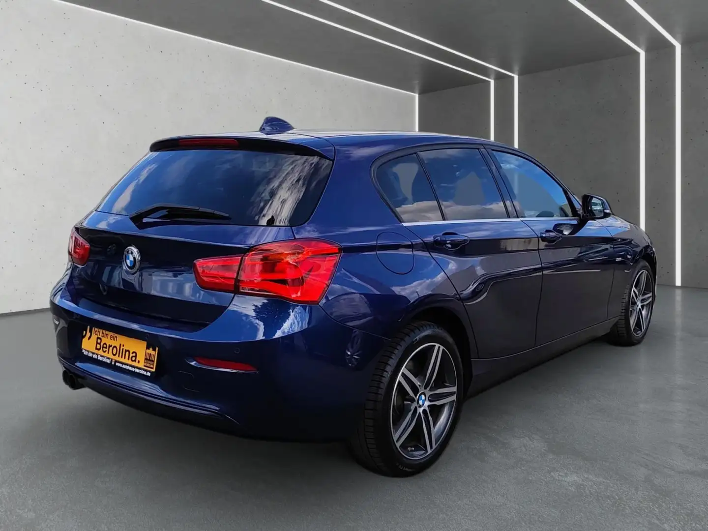 BMW Lim. Sport Line Steptronic *AHK*GRA*SHZ* Синій - 2