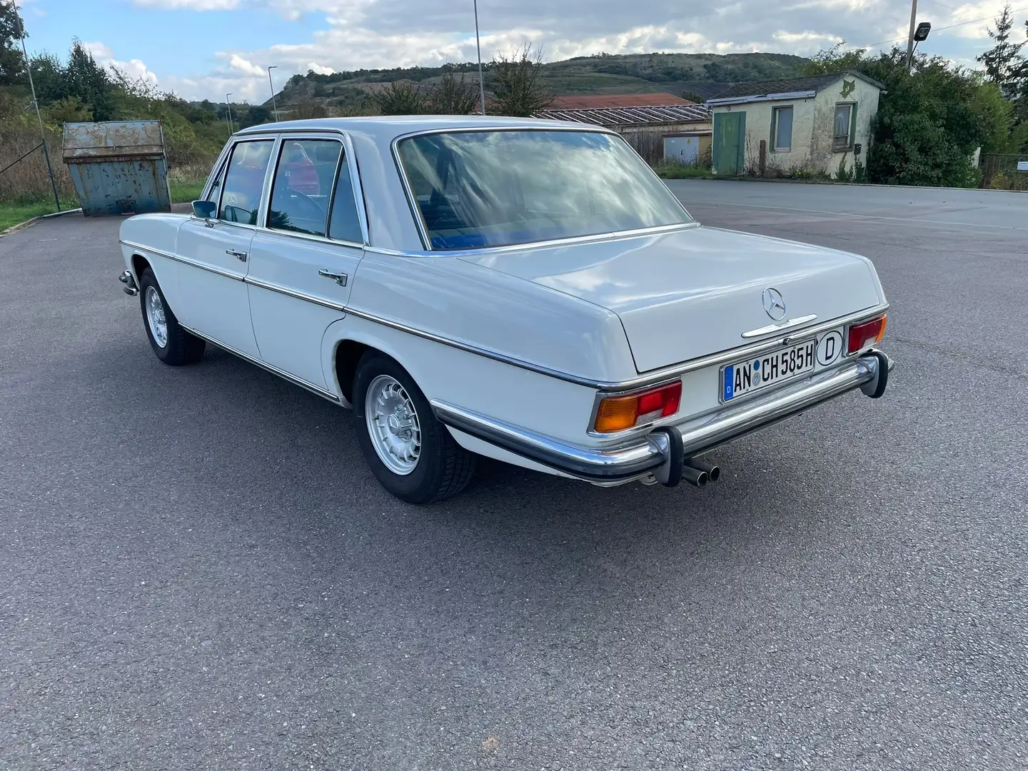 Mercedes-Benz 280 - 2