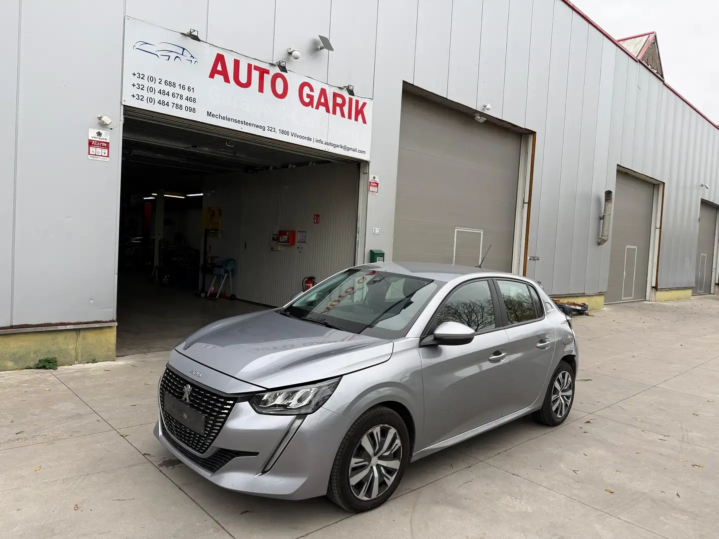 Peugeot 208 208 1.5 BlueHDi Active - 1