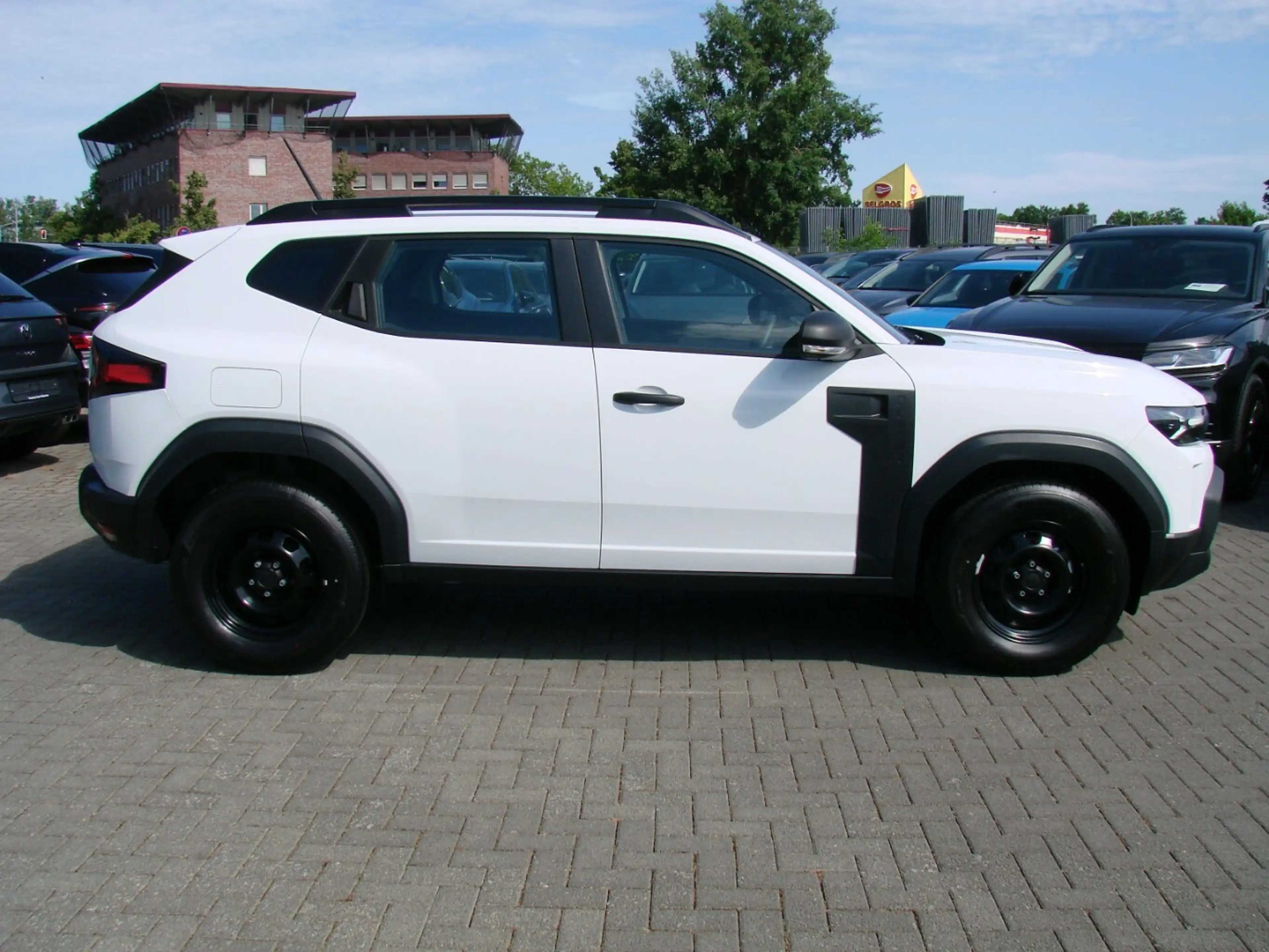 Dacia Duster III 1.0 LPG ECO-G 100 Essential Spurhalt — photo 4