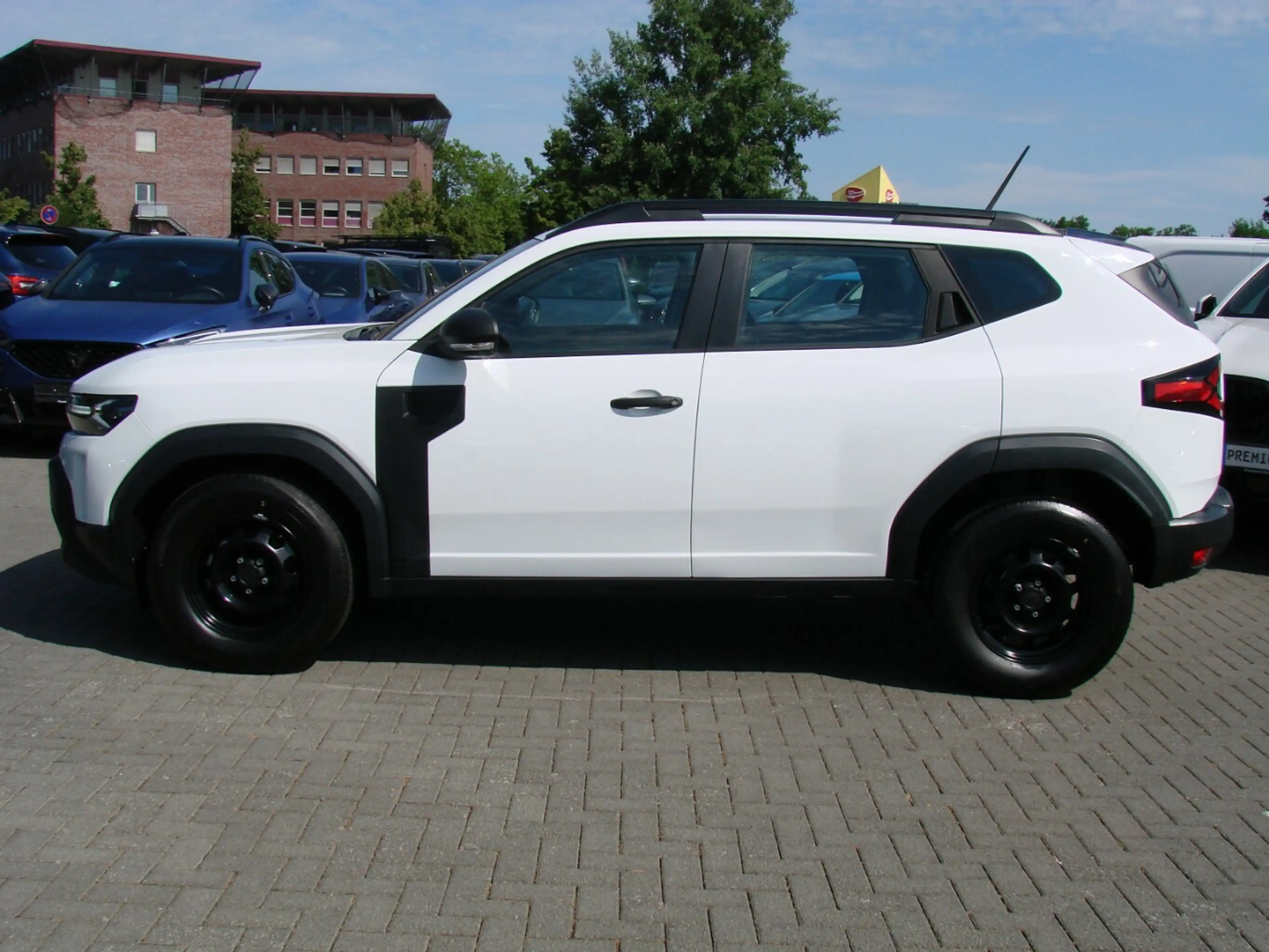 Dacia Duster III 1.0 LPG ECO-G 100 Essential Spurhalt — photo 5