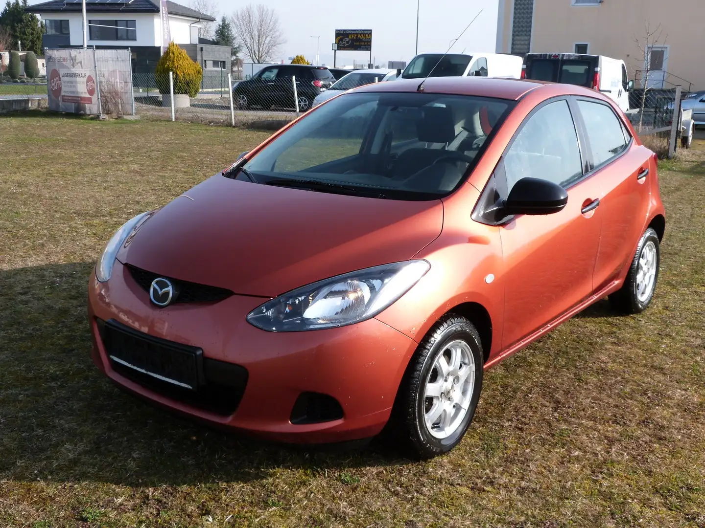 Mazda 2 Mazda 2 /1,3 /CE- PRO Orange - 1
