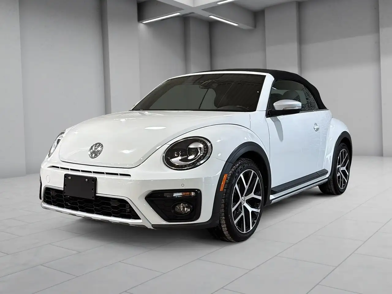 Volkswagen Beetle снимка Volkswagen Beetle
