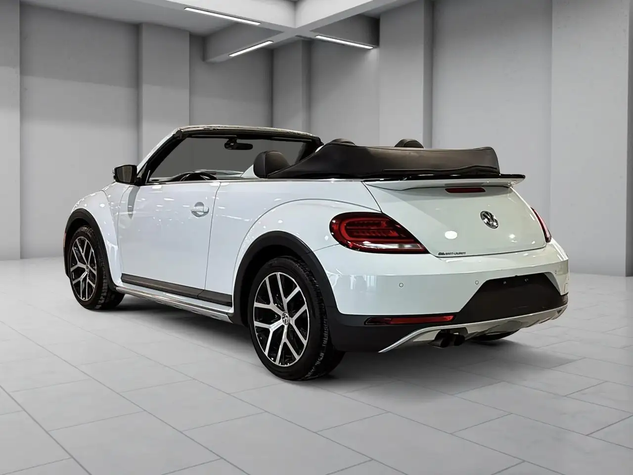 Volkswagen Beetle снимка Volkswagen Beetle