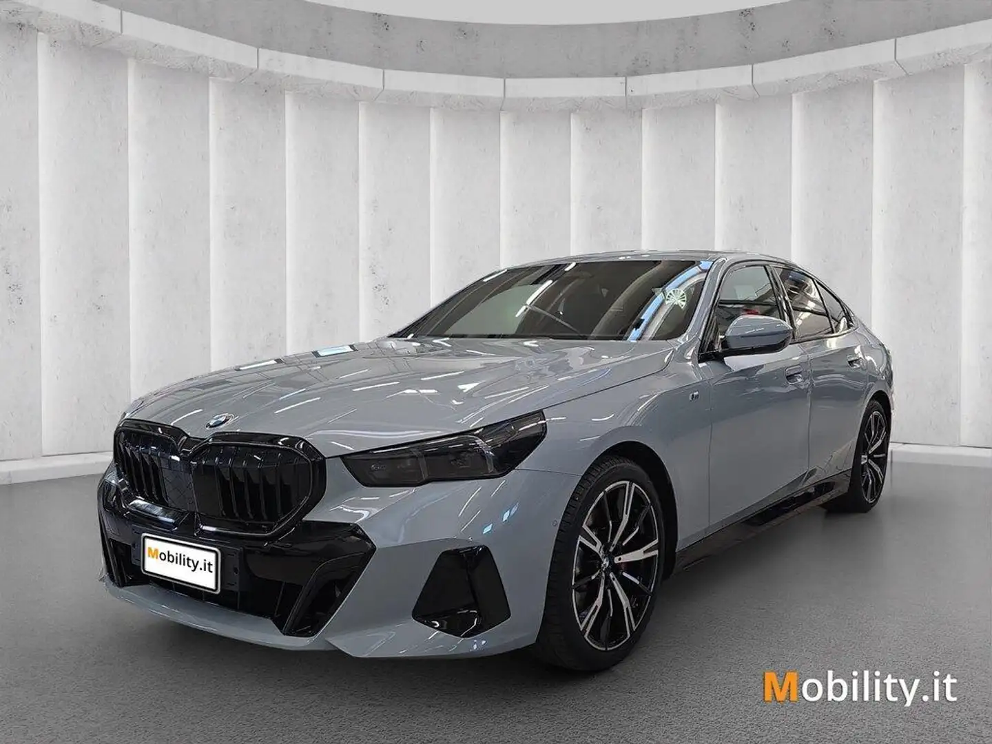 BMW 520 d 48V xdrive MSport Pro auto Gris - 1
