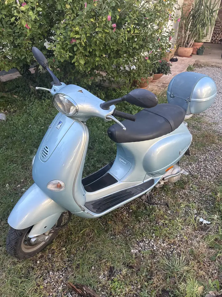 Vespa ET 4