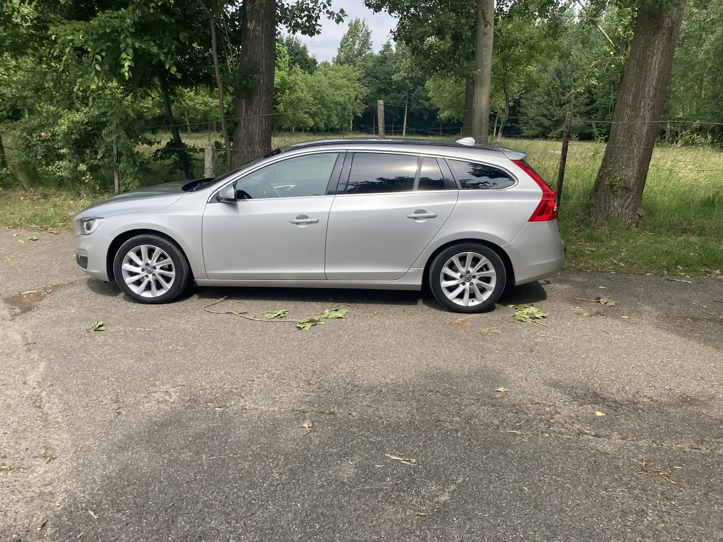 Volvo V60 T5 - 2