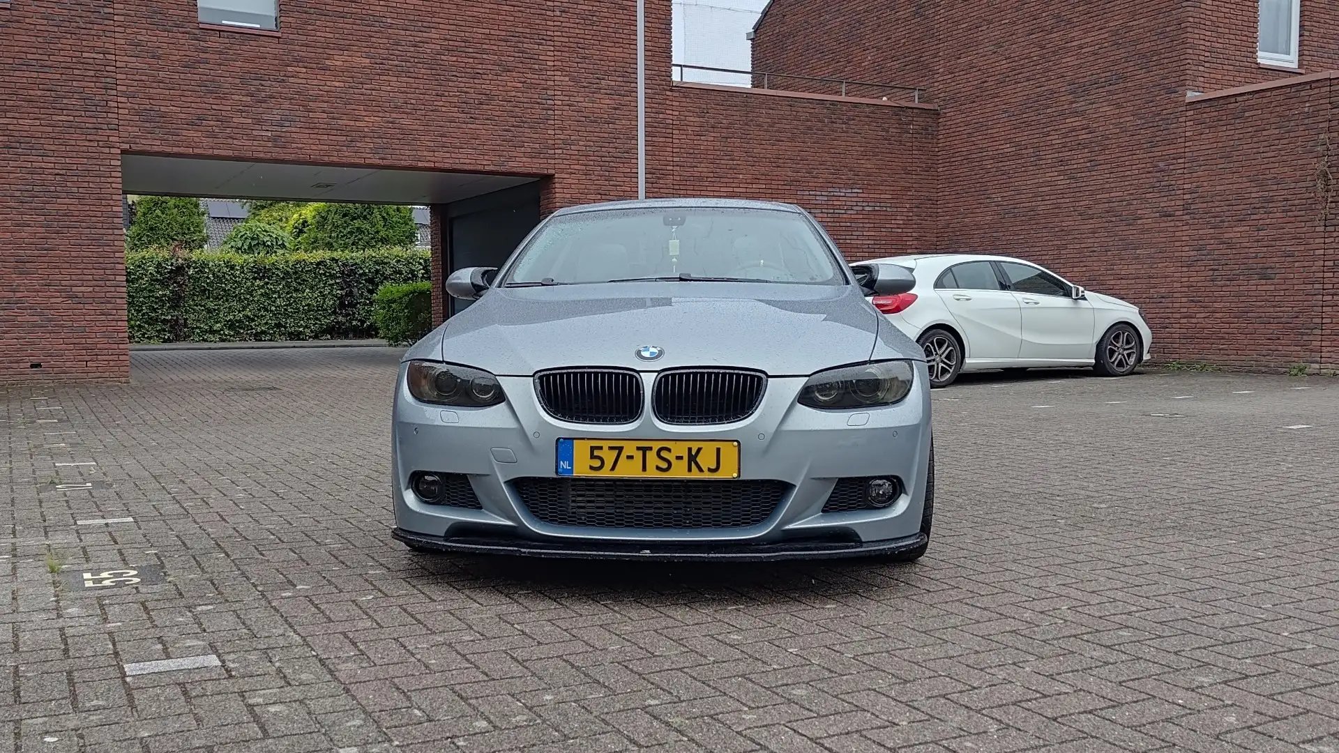 BMW 335 335i Coupe (Stage 1+: 360HP - 520NM) - 2