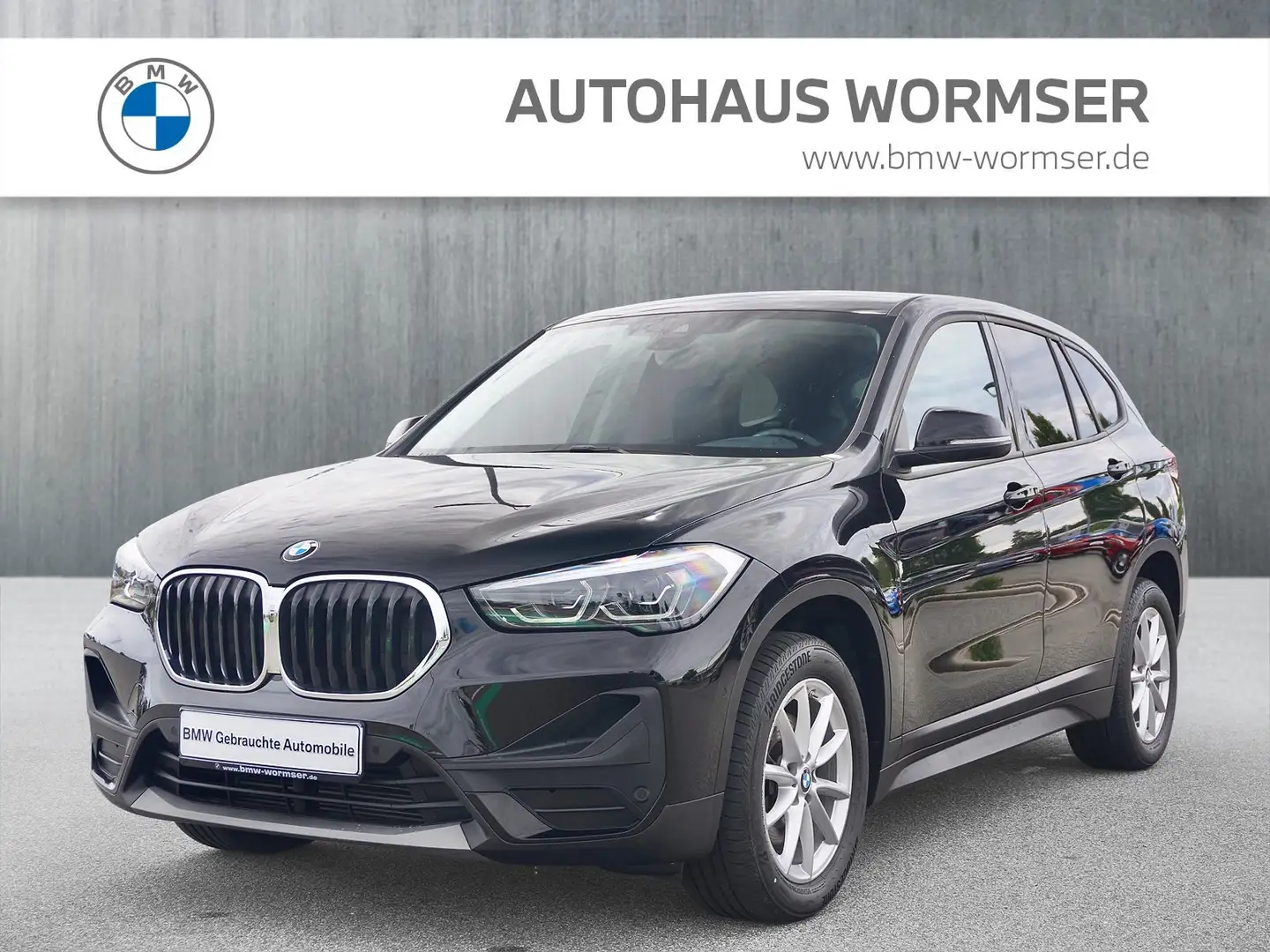 BMW X1 sDrive18i Advantage DAB LED RFK Navi Shz PDC Schwarz - 1