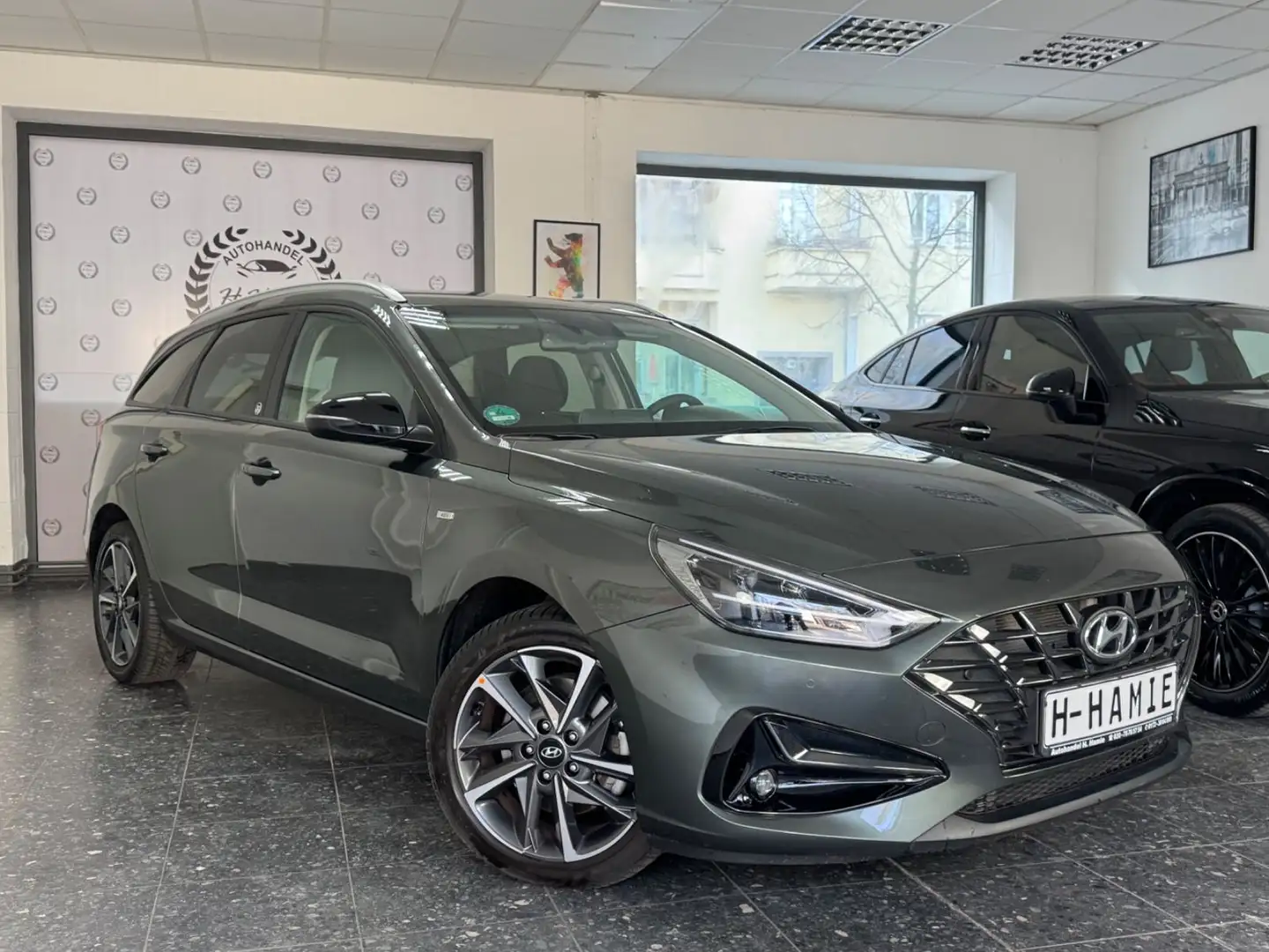 Hyundai i30 CW EDITION 30+ KEYLESS NAVI KAM LENK.HZ LED Gris - 2