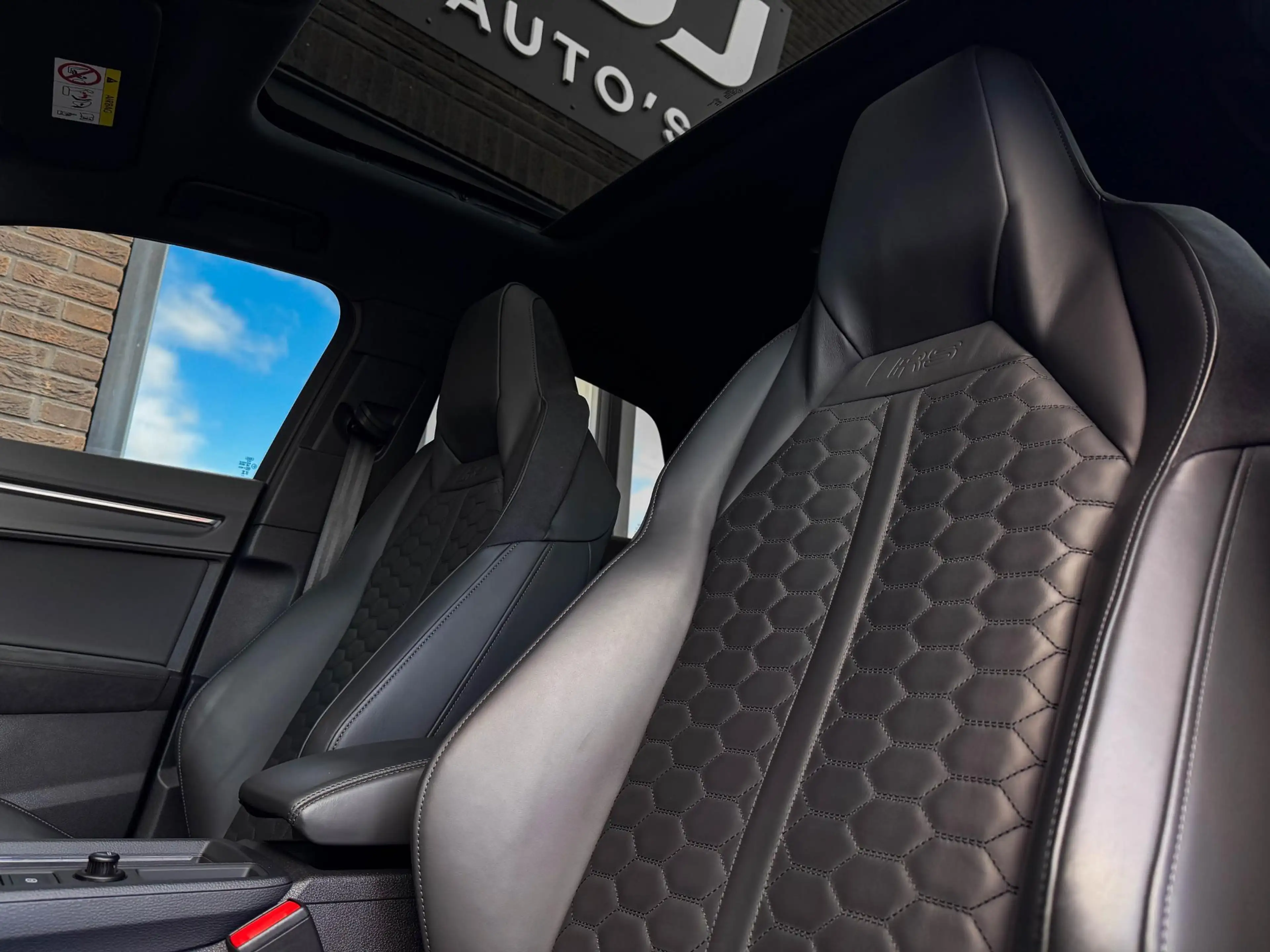 Audi RS Q3 RSQ3 Sportback TFSI 2.5 | Pano | 21" | RS Stoelen — photo 10