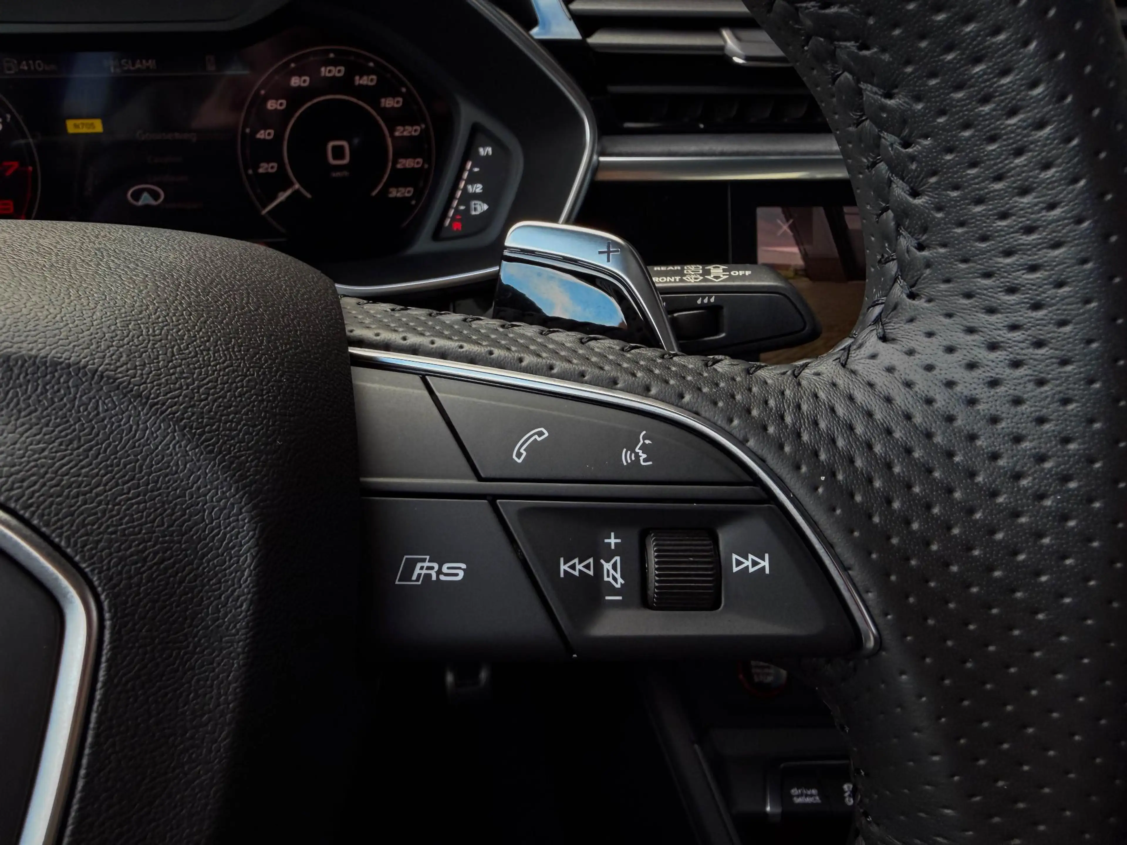 Audi RS Q3 RSQ3 Sportback TFSI 2.5 | Pano | 21" | RS Stoelen — photo 40
